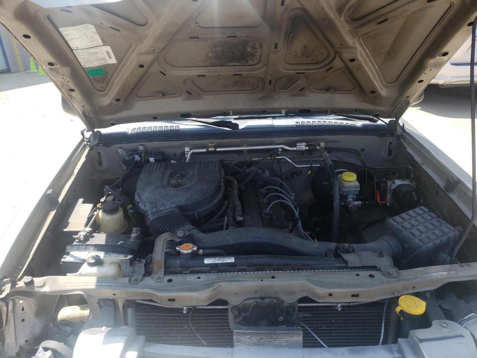 Photo 7 from auction – 2004 NISSAN FRONTIER K with VIN 1N6DD26T94C482794