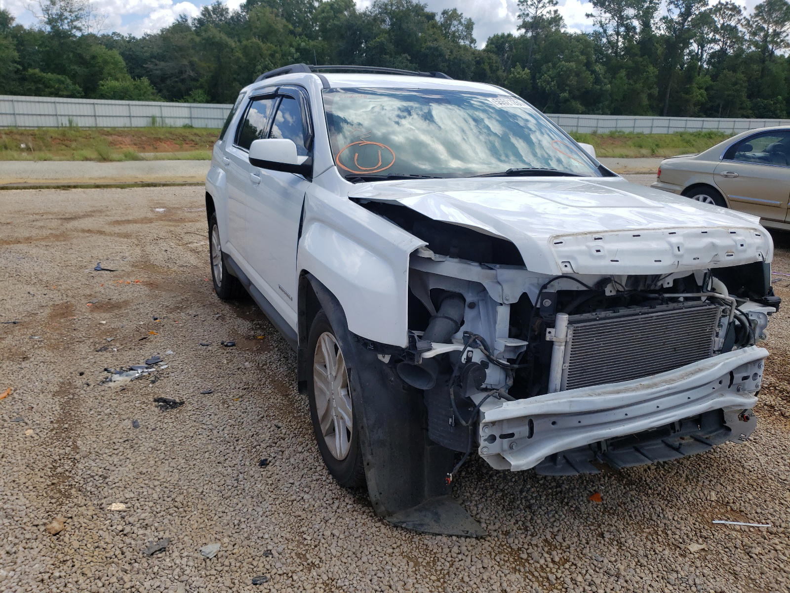 GMC TERRAIN SL 2011 with VIN 2CTFLUE5XB6327839 - Photo from auction