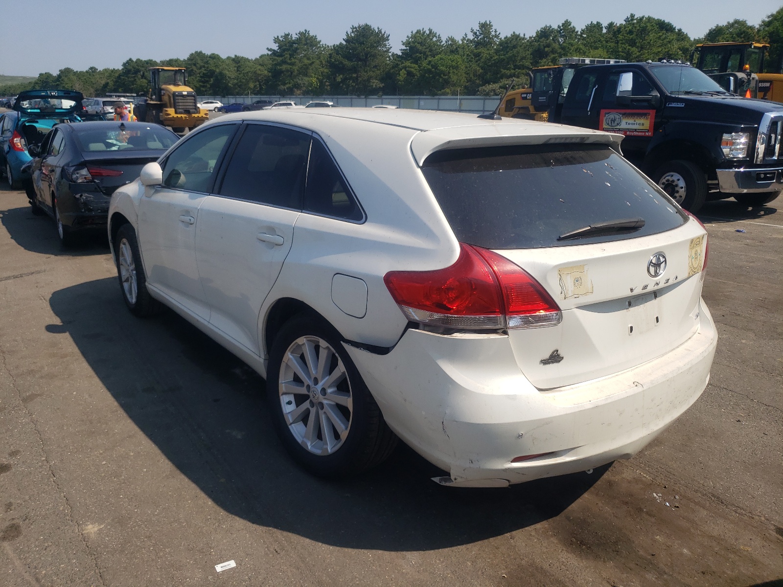 Photo 3 from auction – 2009 TOYOTA VENZA with VIN 4T3BE11A39U004737