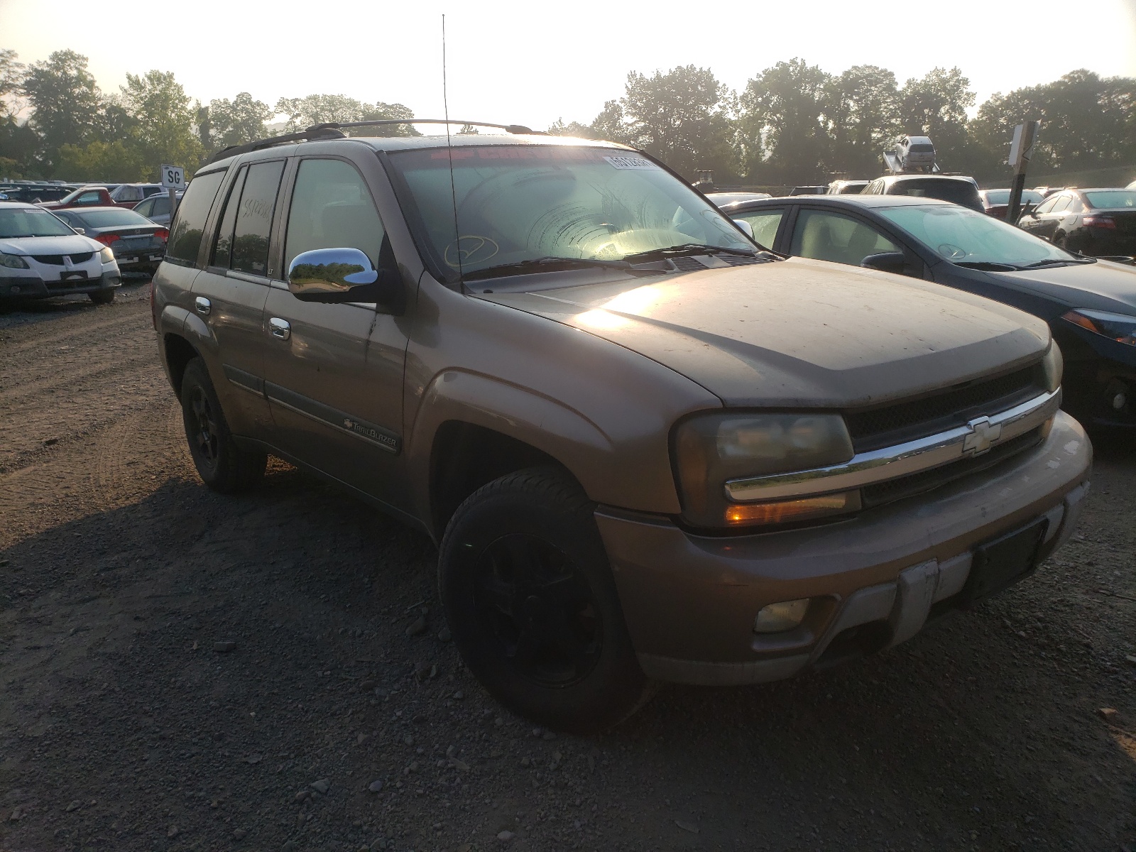 CHEVROLET TRAIL BLAZ 2002 with VIN 1GNDT13S722335296 - Photo from auction