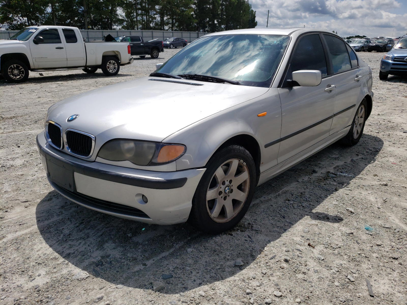 Photo 2 from auction – 2003 BMW 325 XI with VIN WBAEU33473PM55933