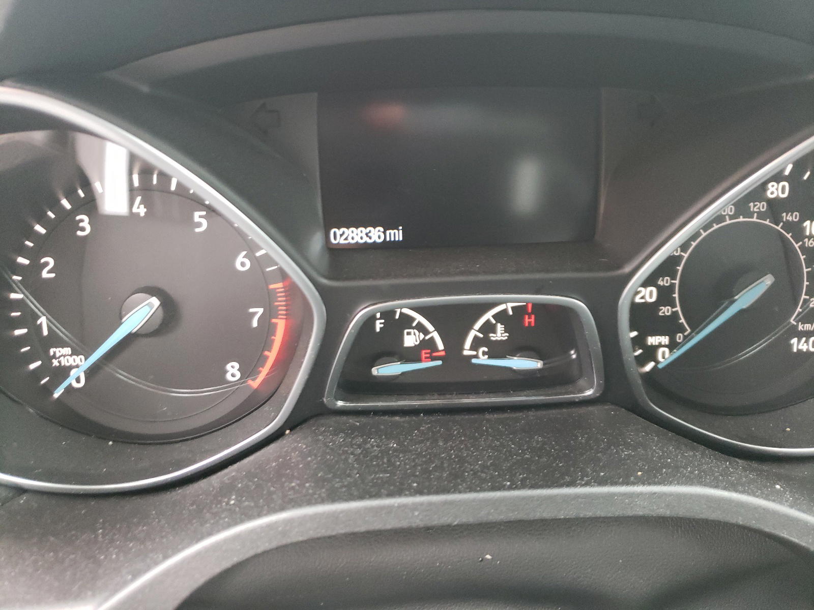 Photo 8 from auction – 2019 FORD ESCAPE SE with VIN 1FMCU9GD2KUB76103