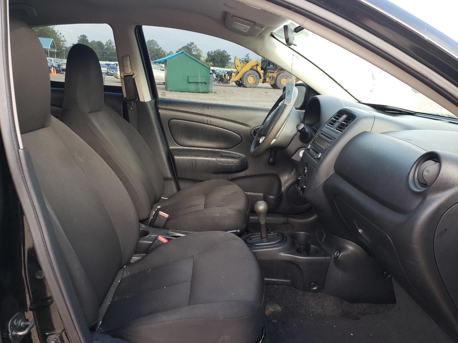 Photo 5 from auction – 2017 NISSAN VERSA S with VIN 3N1CN7AP1HL827011