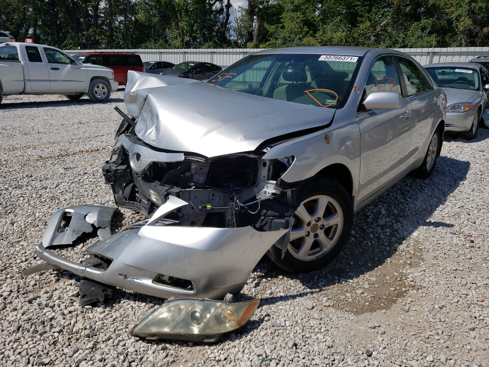 Photo 2 from auction – 2007 TOYOTA CAMRY CE with VIN 4T1BE46K47U055642