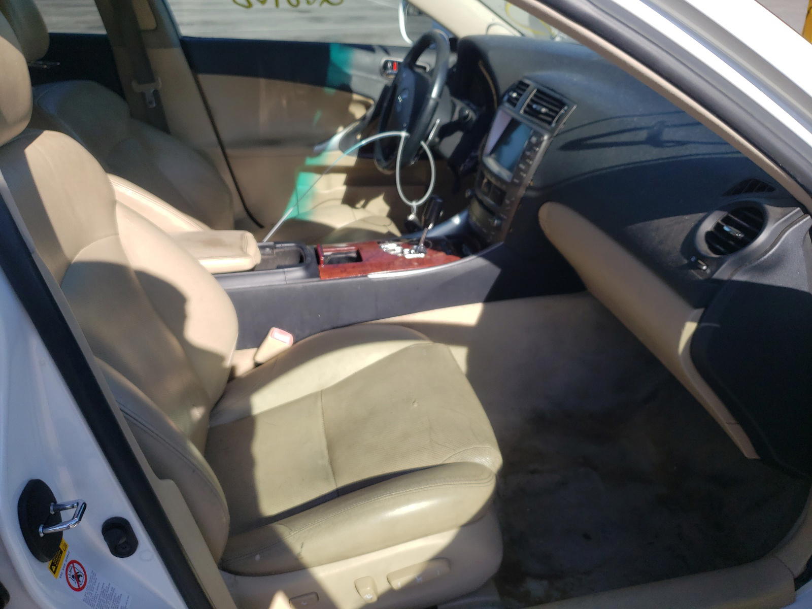 Photo 5 from auction – 2007 LEXUS IS 250 with VIN JTHBK262672027031
