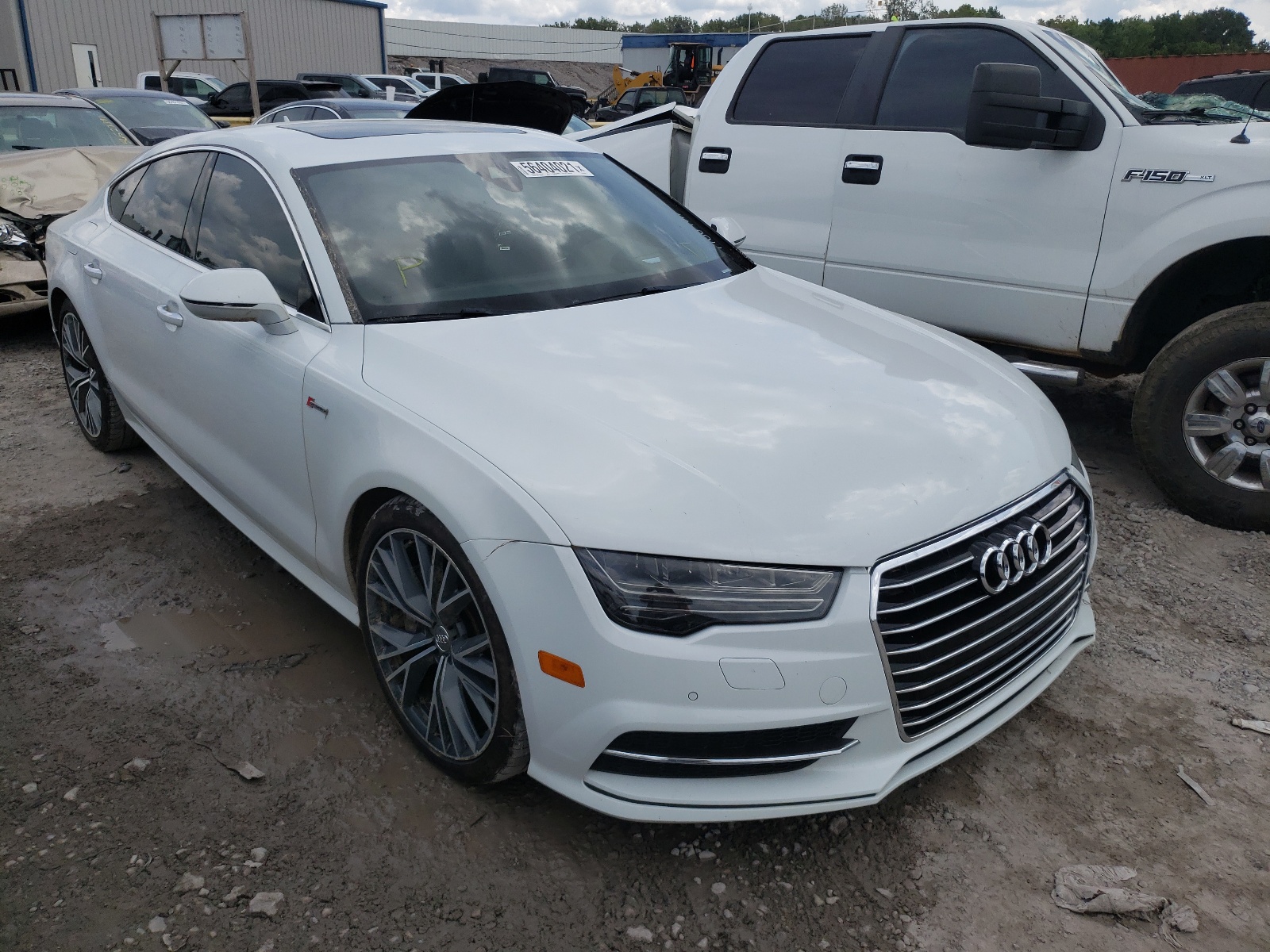AUDI A7 PRESTIG 2017 مع رقم تعريف المركبة WAU22AFC8HN021295 - صورة من المزاد