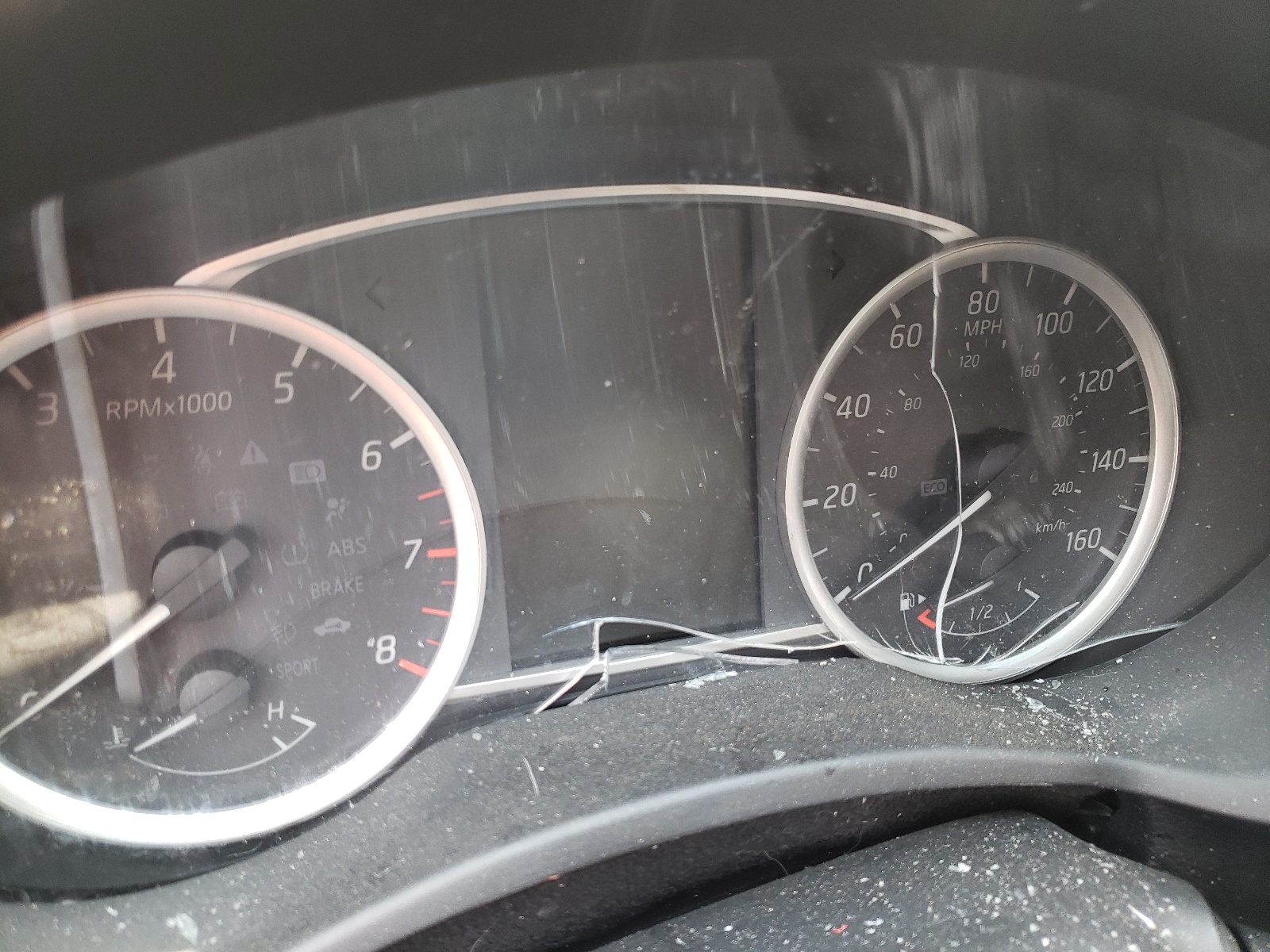 Photo 8 from auction – 2016 NISSAN SENTRA S with VIN 3N1AB7AP3GY331600