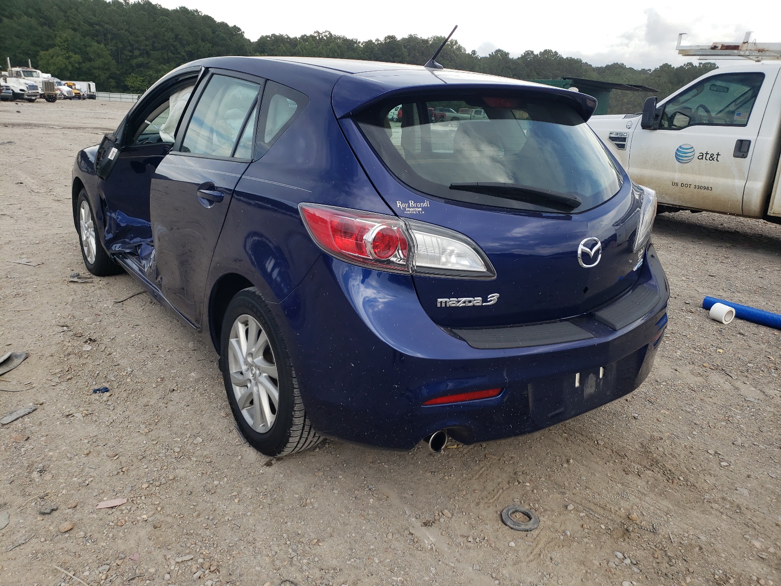 Photo 3 from auction – 2013 MAZDA 3 I with VIN JM1BL1L77C1671937