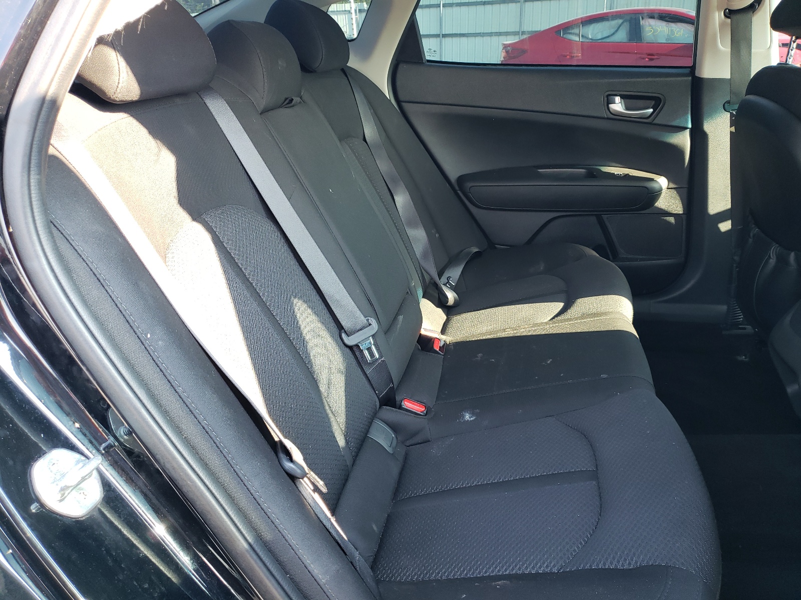 Photo 6 from auction – 2018 KIA OPTIMA LX with VIN 5XXGT4L32JG255106