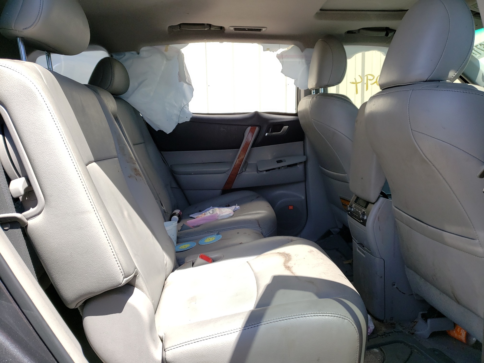 Photo 6 from auction – 2010 TOYOTA HIGHLANDER with VIN 5TDYK3EHXAS009039