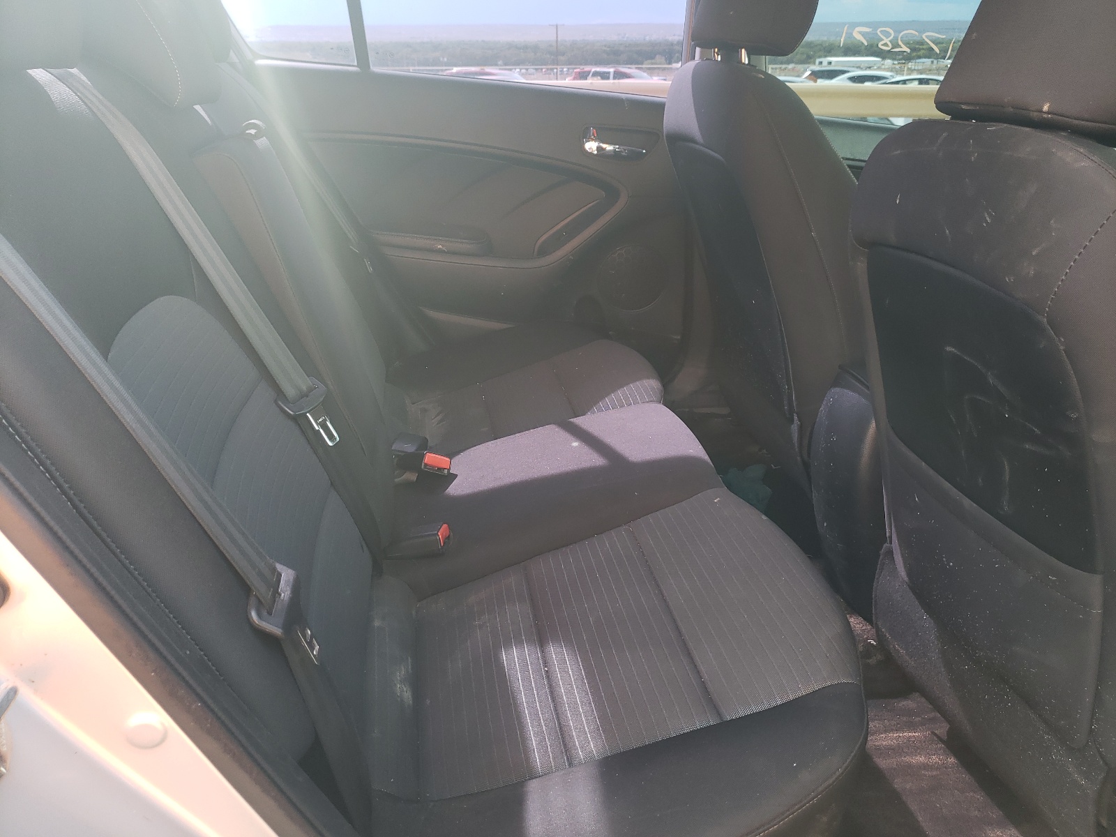 Zdjęcie 6 z aukcji – 2015 KIA FORTE LX z VIN KNAFX4A60F5426229