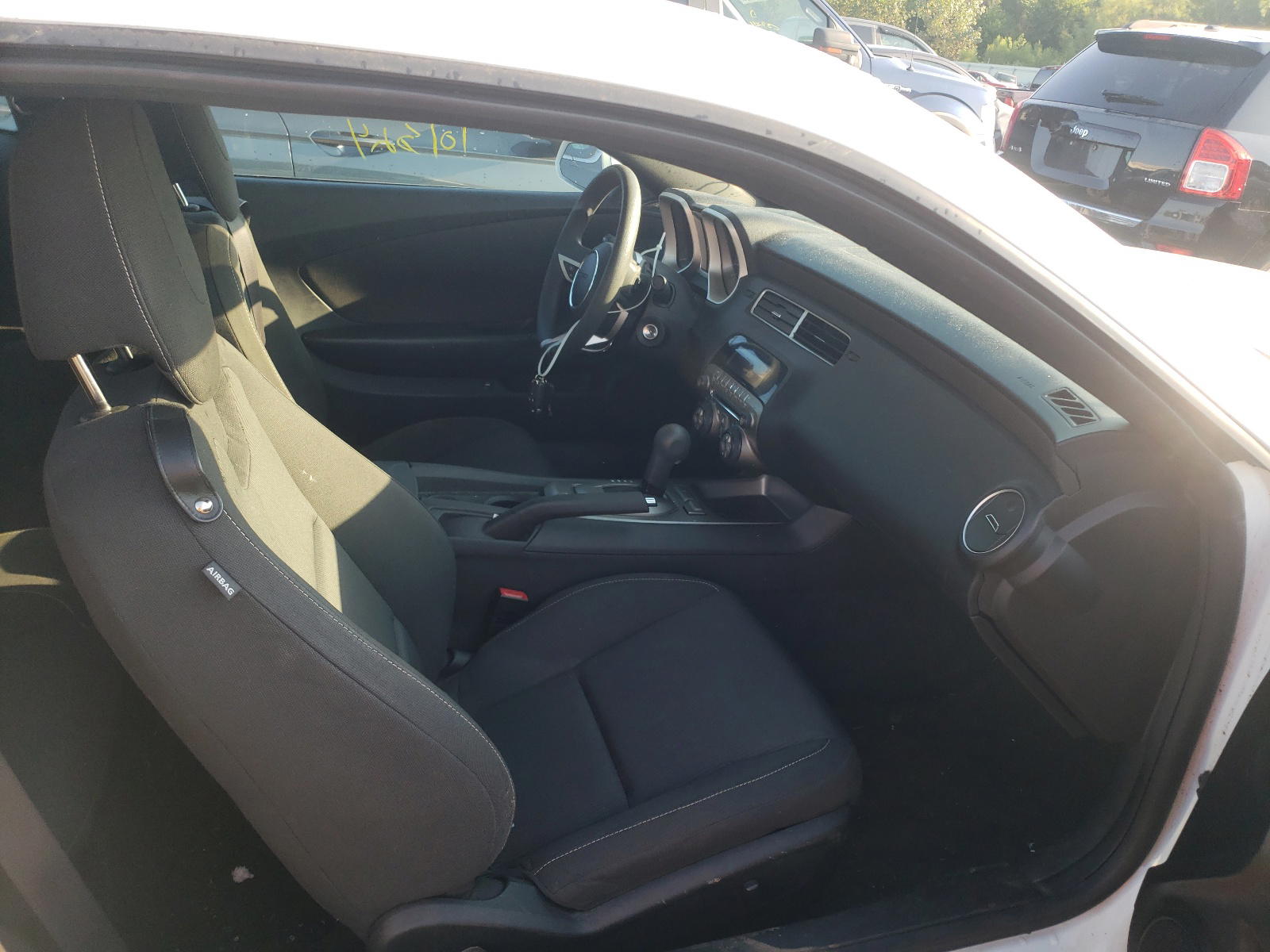 Photo 5 from auction – 2011 CHEVROLET CAMARO LT with VIN 2G1FB1ED4B9207000