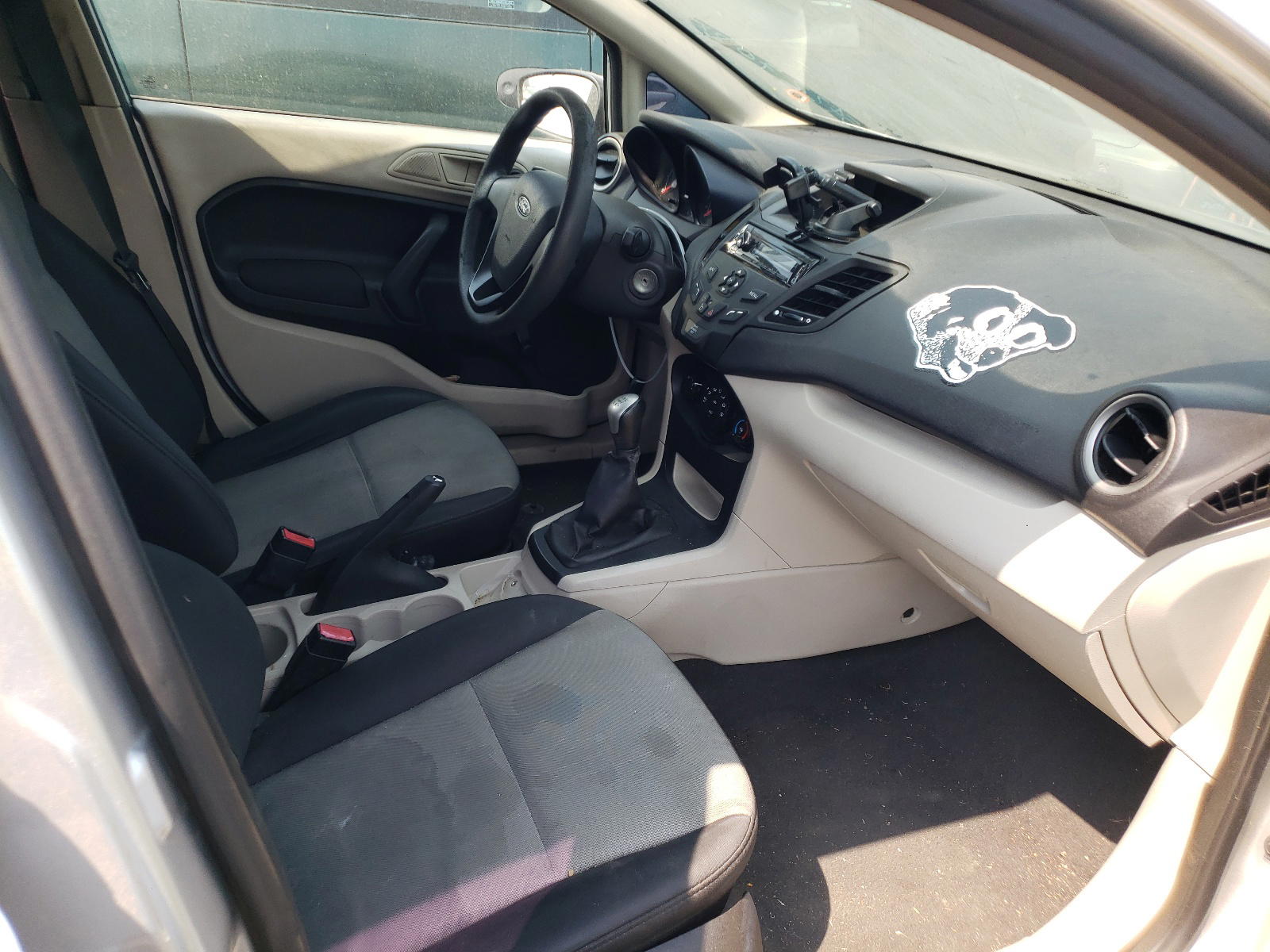 Photo 5 from auction – 2012 FORD FIESTA with VIN 3FADP4AJ1CM159306