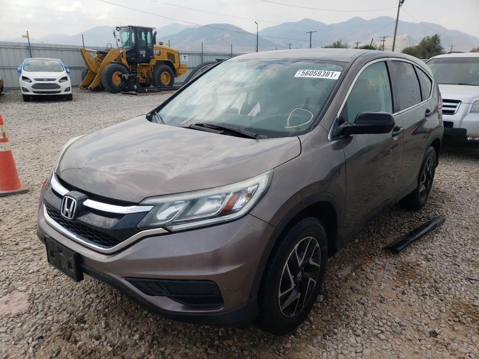 Photo 2 from auction – 2016 HONDA CR-V SE with VIN 2HKRM4H40GH651698