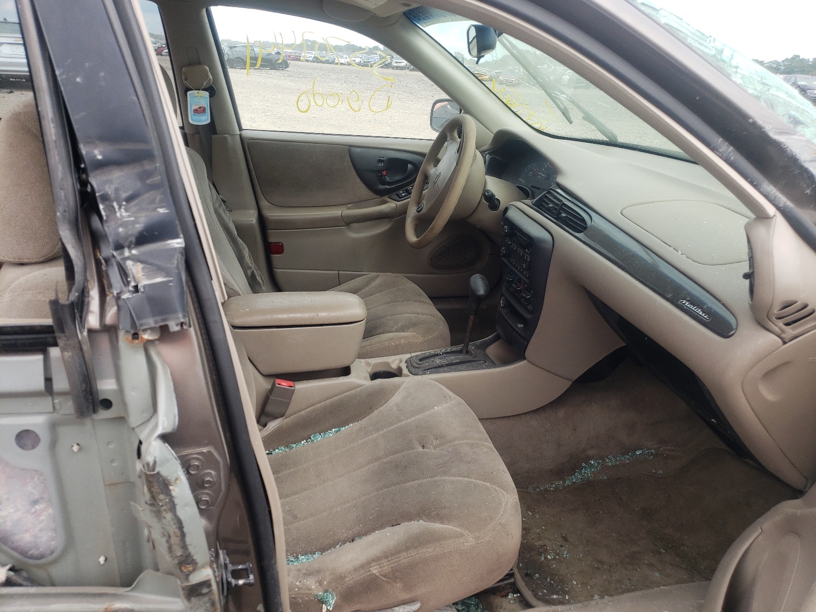 Photo 5 from auction – 2002 CHEVROLET MALIBU with VIN 1G1ND52J42M549637