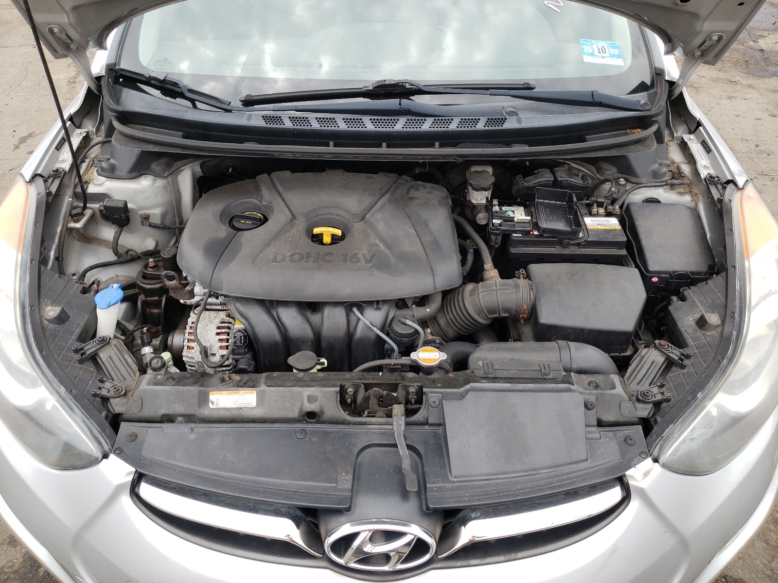 Photo 7 from auction – 2012 HYUNDAI ELANTRA GL with VIN 5NPDH4AE4CH098257