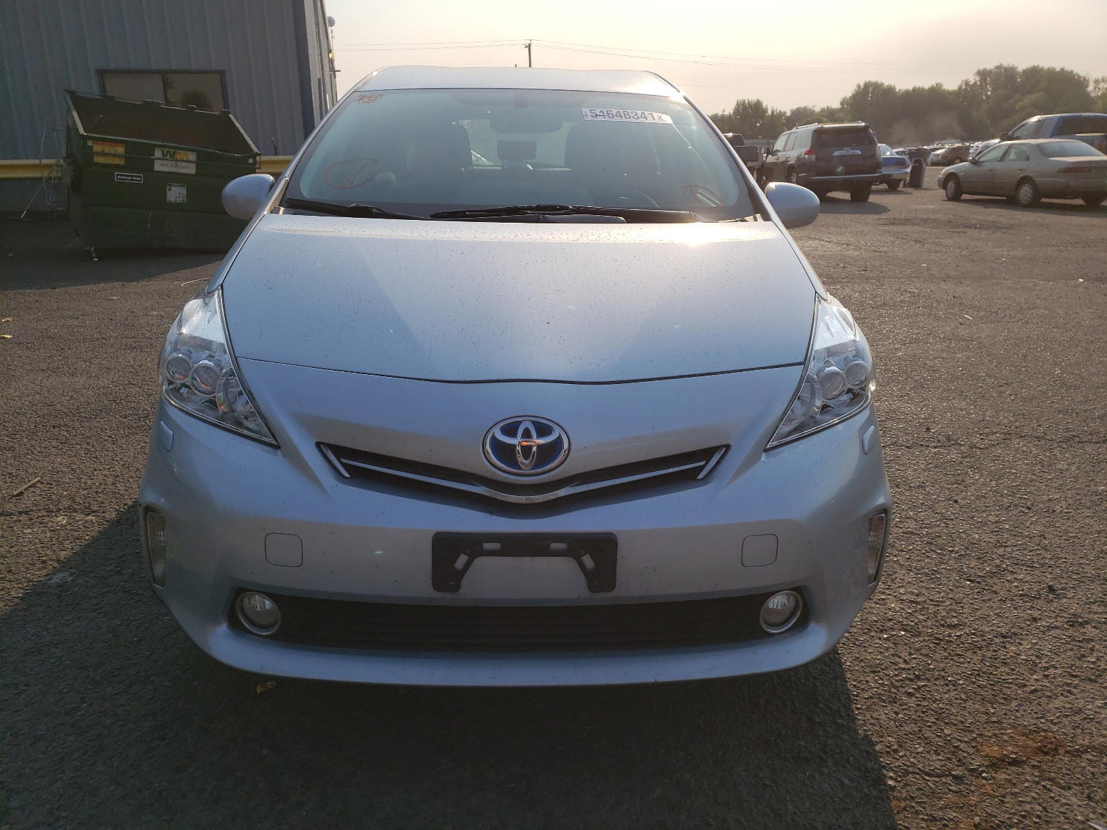 Photo 9 from auction – 2014 TOYOTA PRIUS V with VIN JTDZN3EU2E3363069