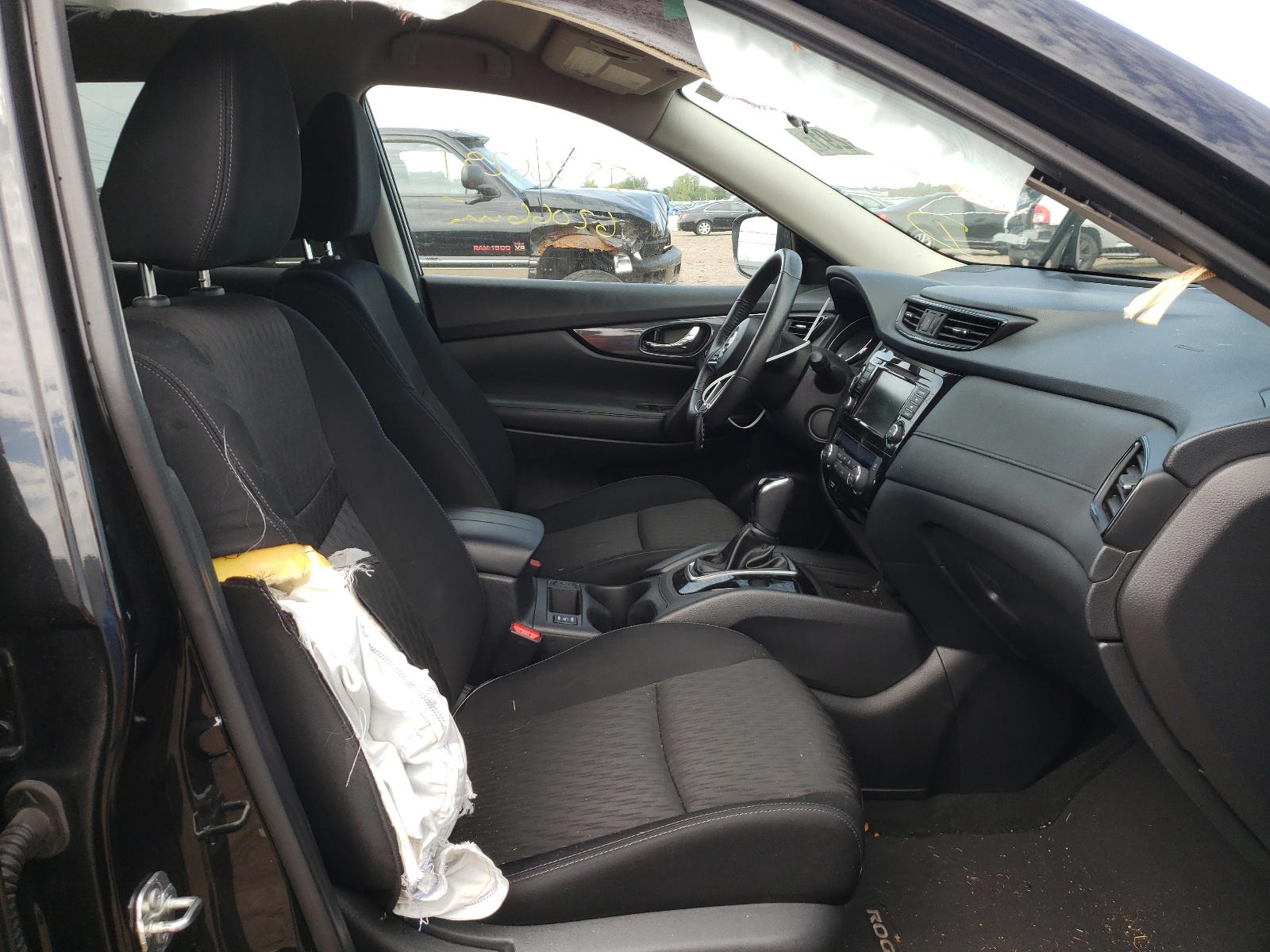 Photo 5 from auction – 2018 NISSAN ROGUE S with VIN KNMAT2MT6JP515539