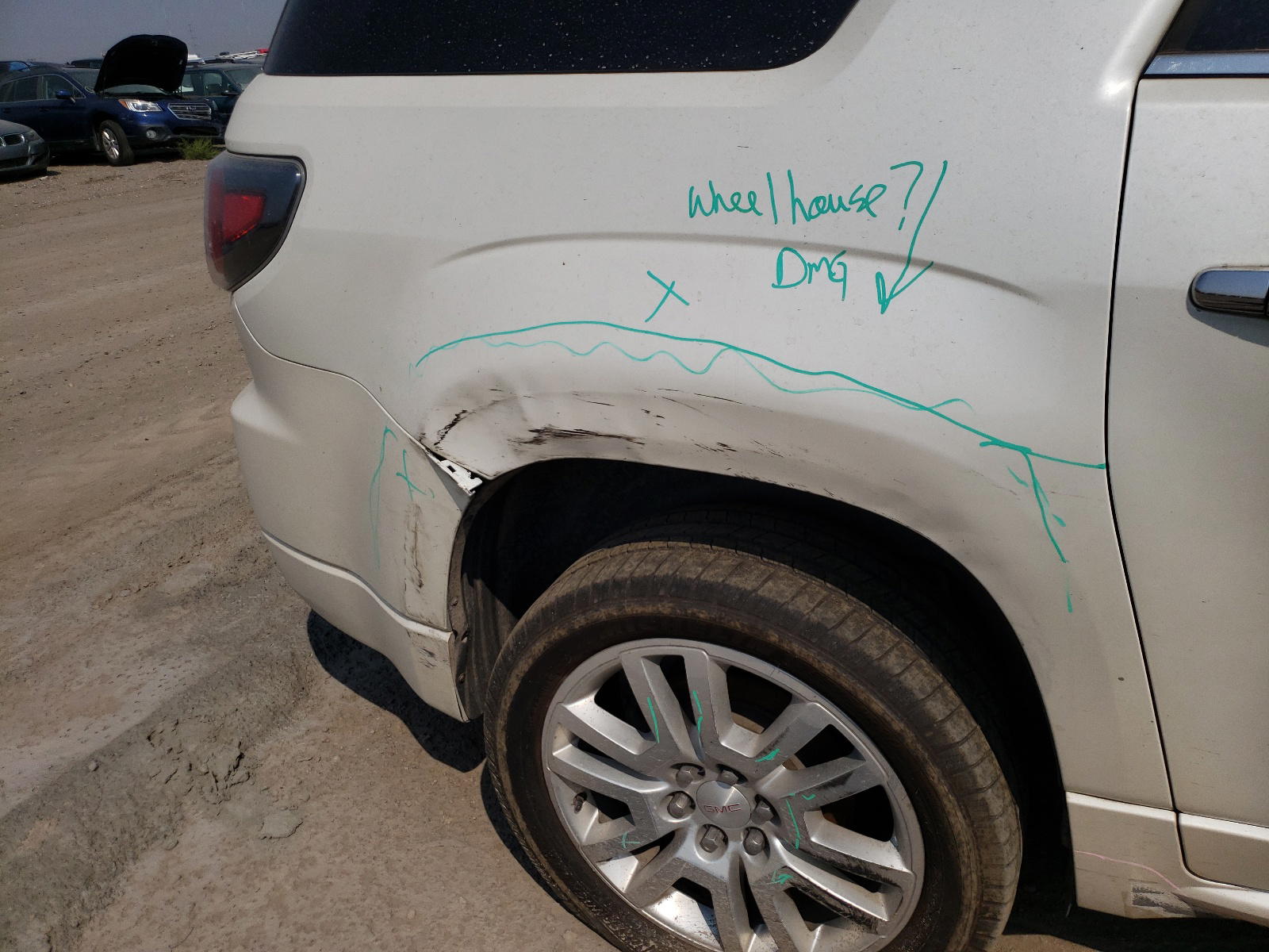 Photo 9 from auction – 2015 GMC ACADIA DEN with VIN 1GKKVTKDXFJ202976