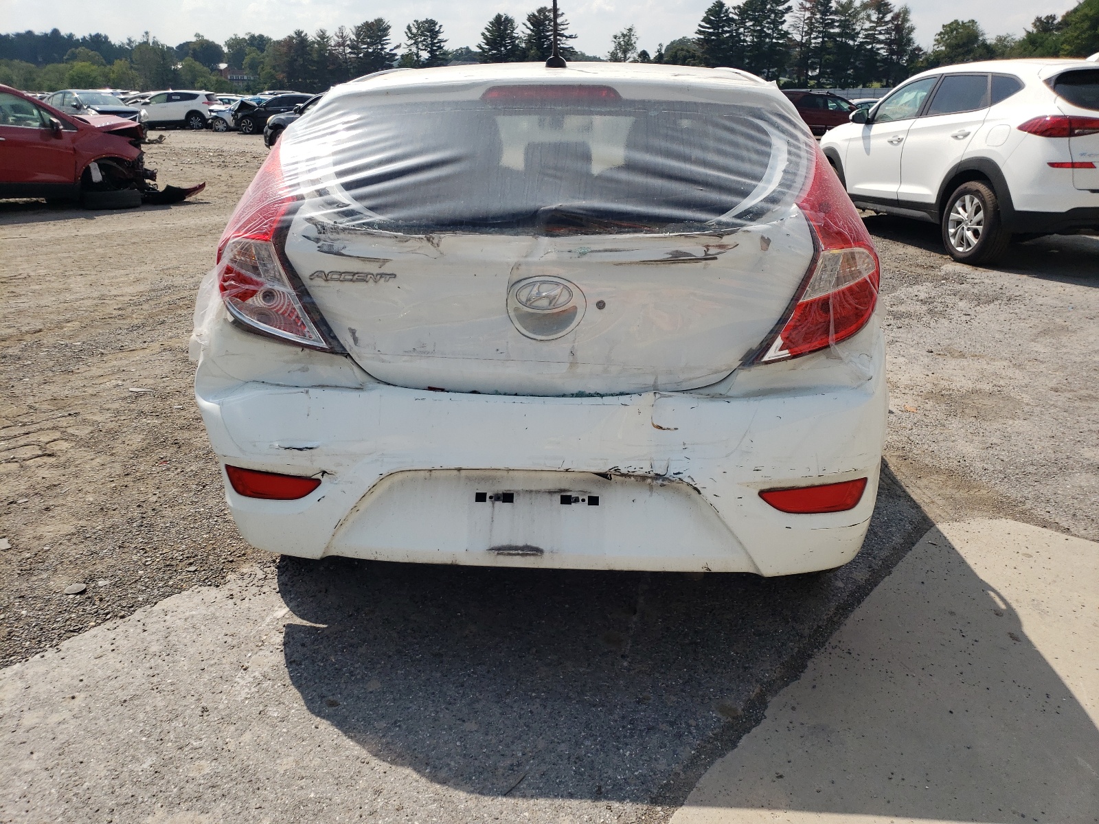 Photo 9 from auction – 2014 HYUNDAI ACCENT GLS with VIN KMHCT5AE4EU147798