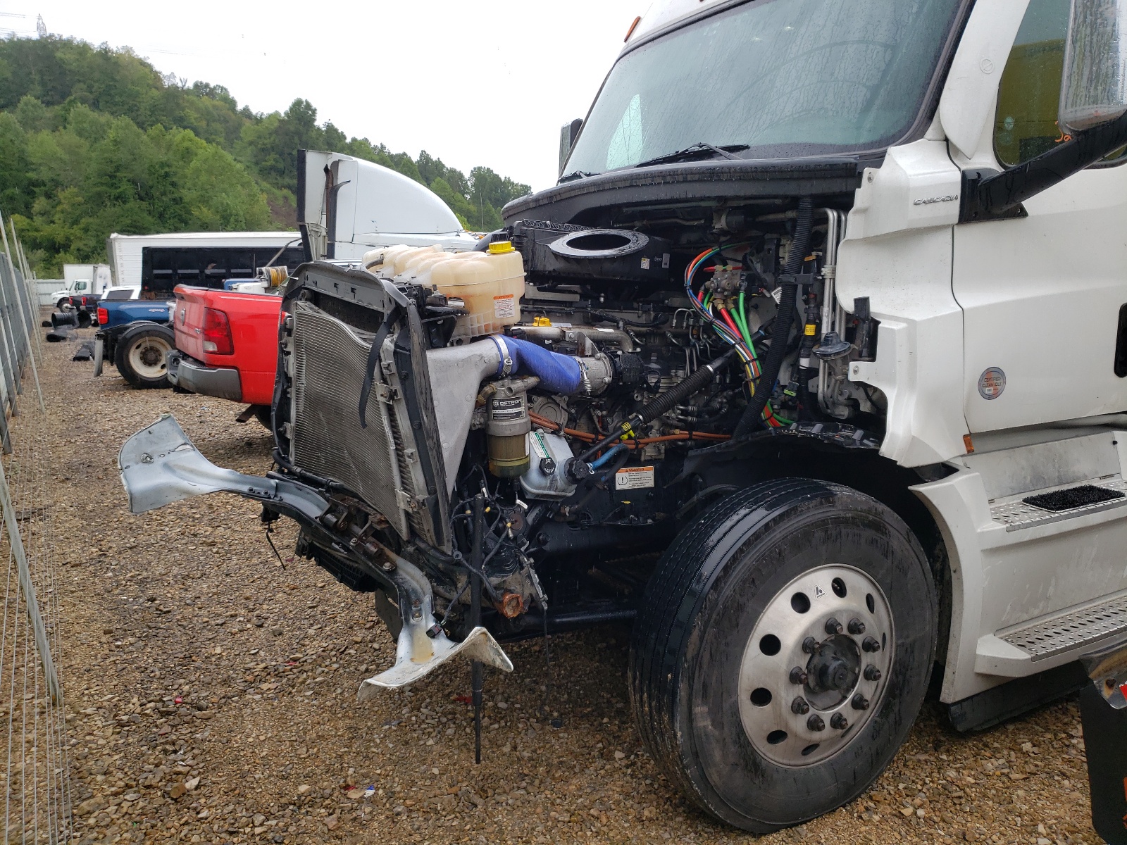 Photo 9 from auction – 2020 FREIGHTLINER CASCADIA 1 with VIN 1FUJHHDR9LLLZ1018