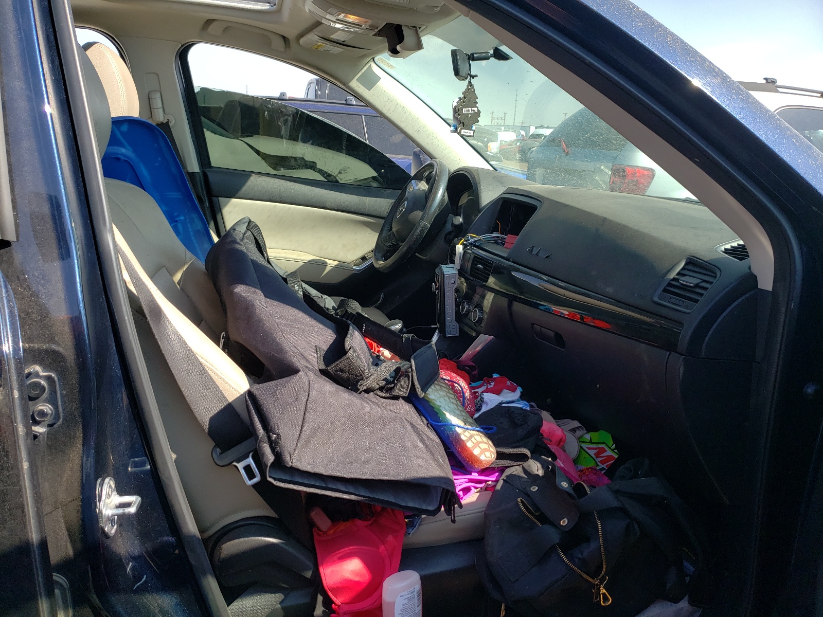 Photo 5 from auction – 2015 MAZDA CX-5 GT with VIN JM3KE4DY7F0449287