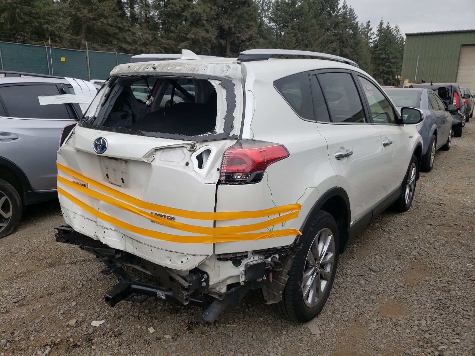Zdjęcie 4 z aukcji – 2016 TOYOTA RAV4 z VIN JTMDJREV5GD025843