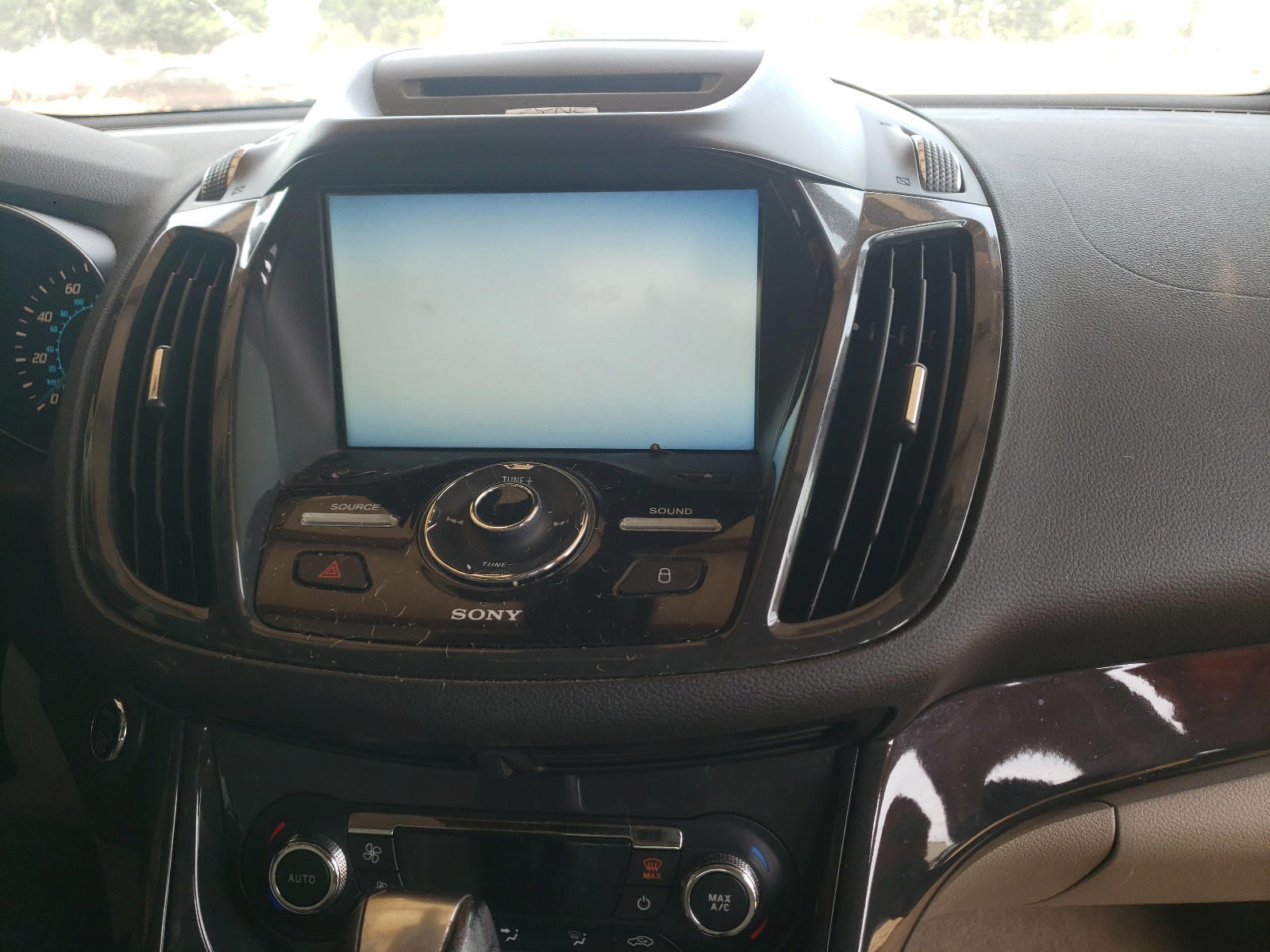 Photo 9 from auction – 2014 FORD ESCAPE TIT with VIN 1FMCU0J93EUB83341