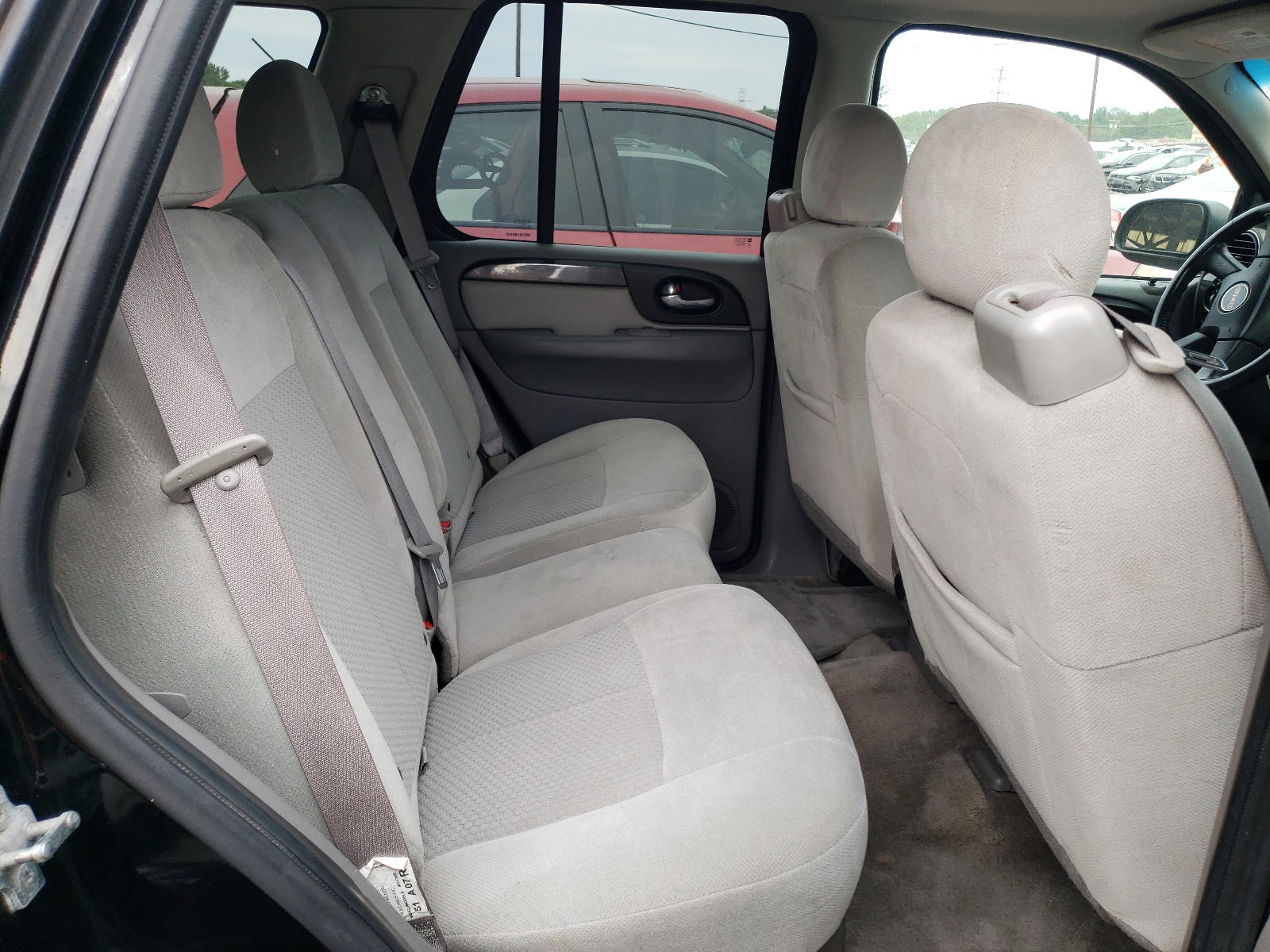 Photo 6 from auction – 2007 GMC ENVOY with VIN 1GKDT13S372239394