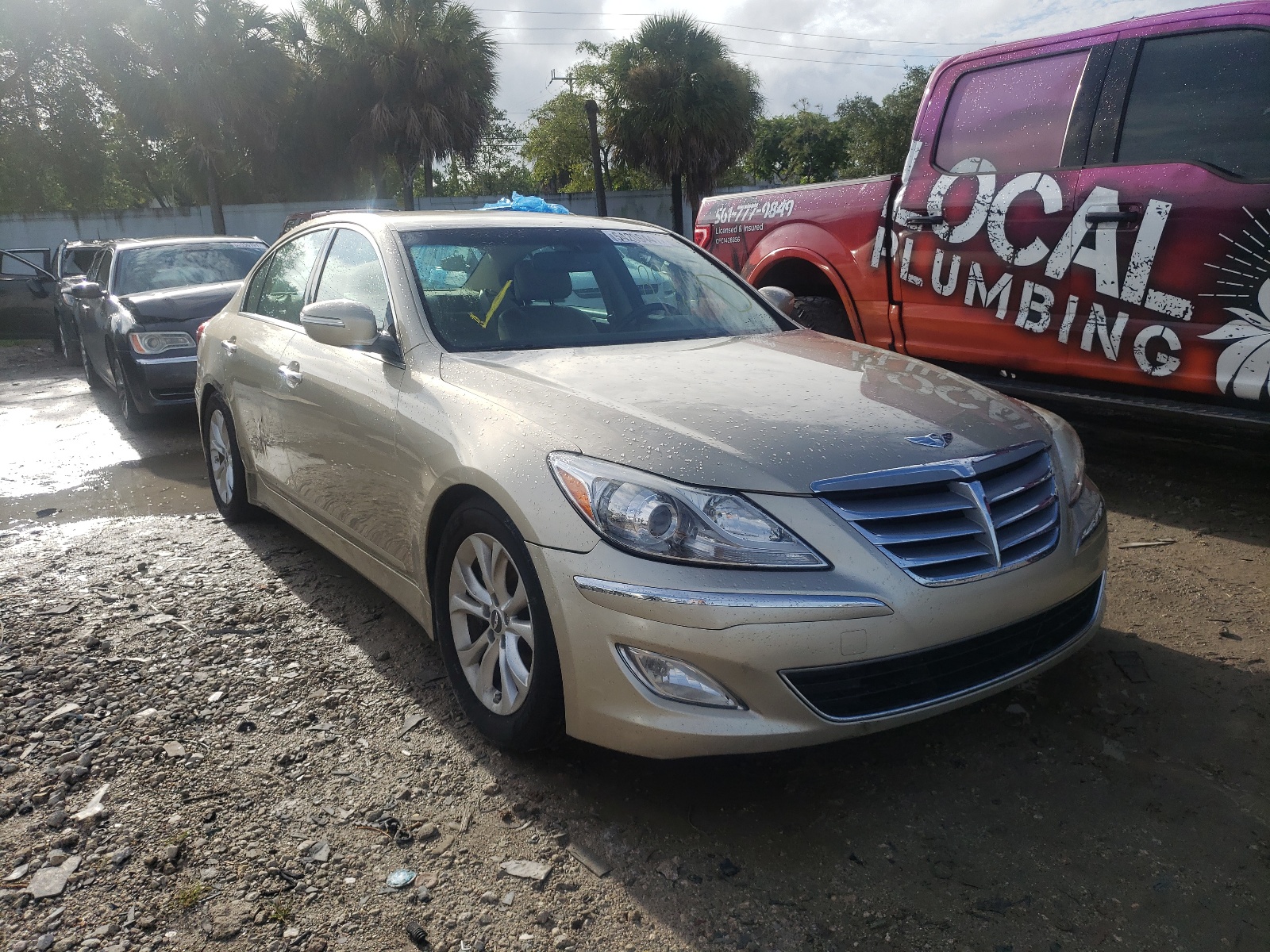 Photo 1 from auction – 2012 HYUNDAI GENESIS 3. with VIN KMHGC4DD5CU181082