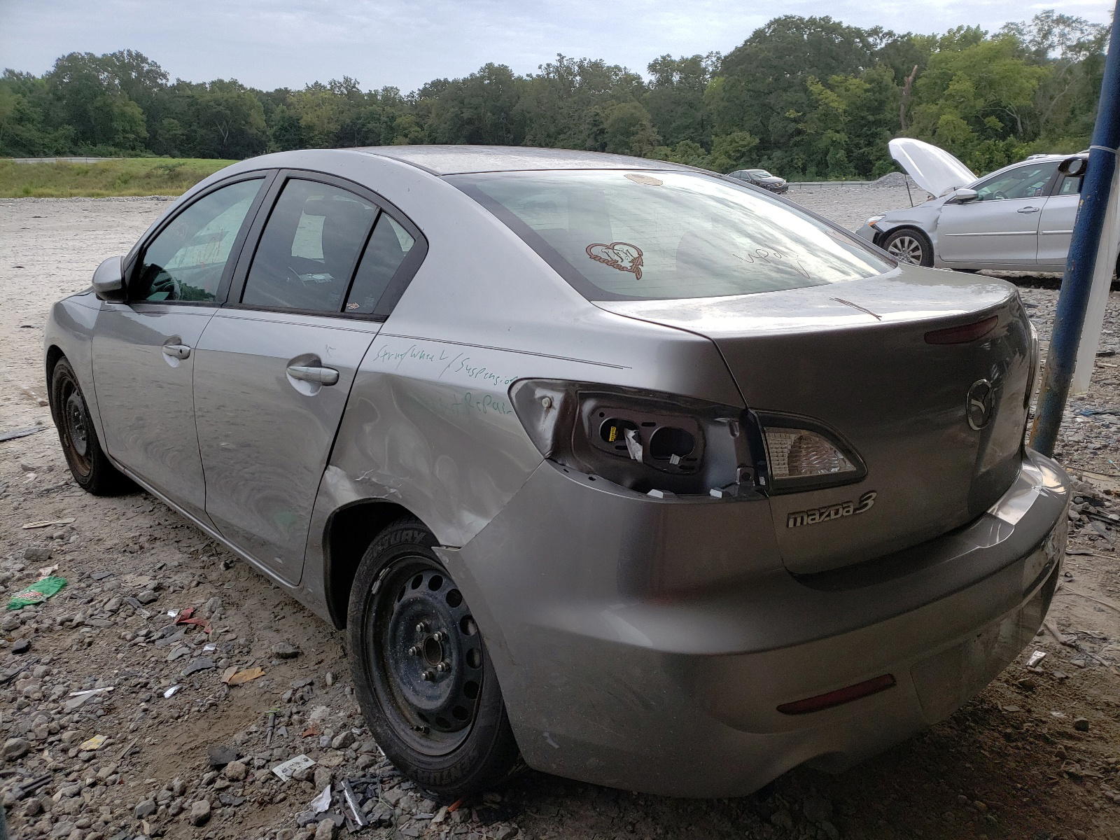 Photo 3 from auction – 2013 MAZDA 3 I with VIN JM1BL1TG5D1748161