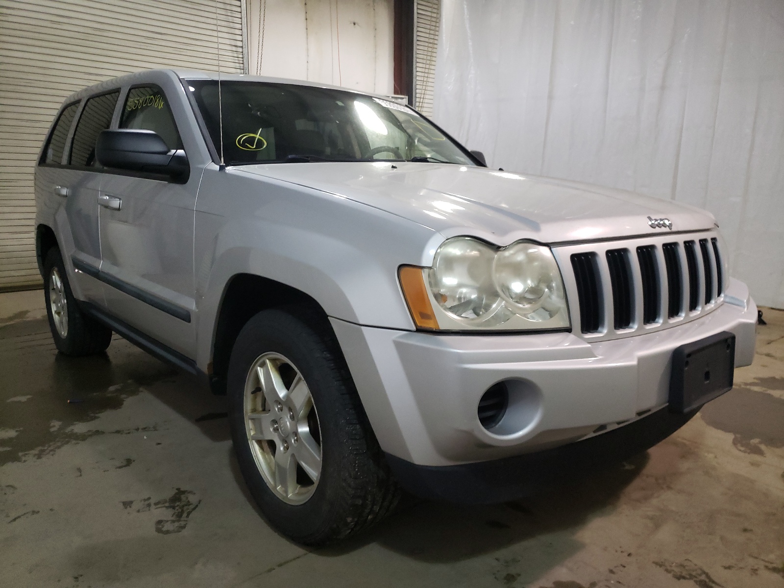 JEEP GRAND CHER 2007 with VIN 1J8GR48K17C677447 - Photo from auction