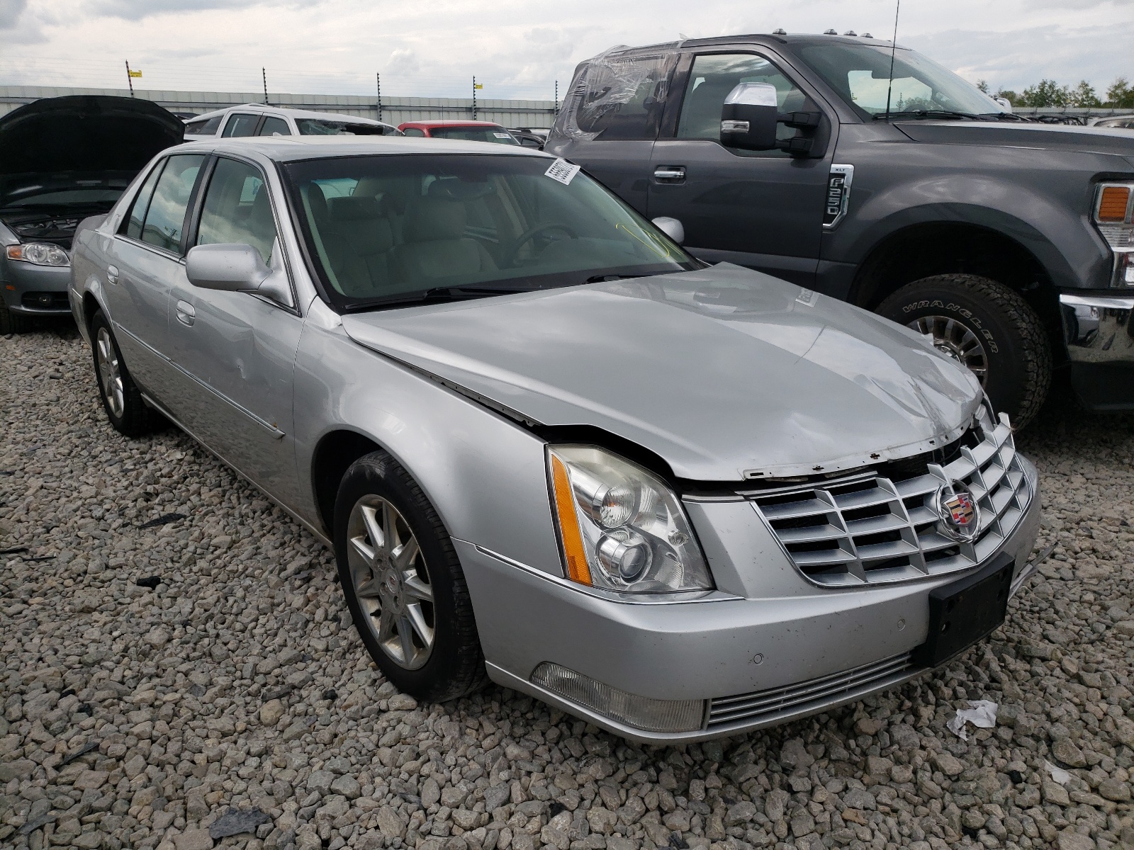 CADILLAC DTS LUXURY 2011 with VIN 1G6KD5E66BU139152 - Photo from auction
