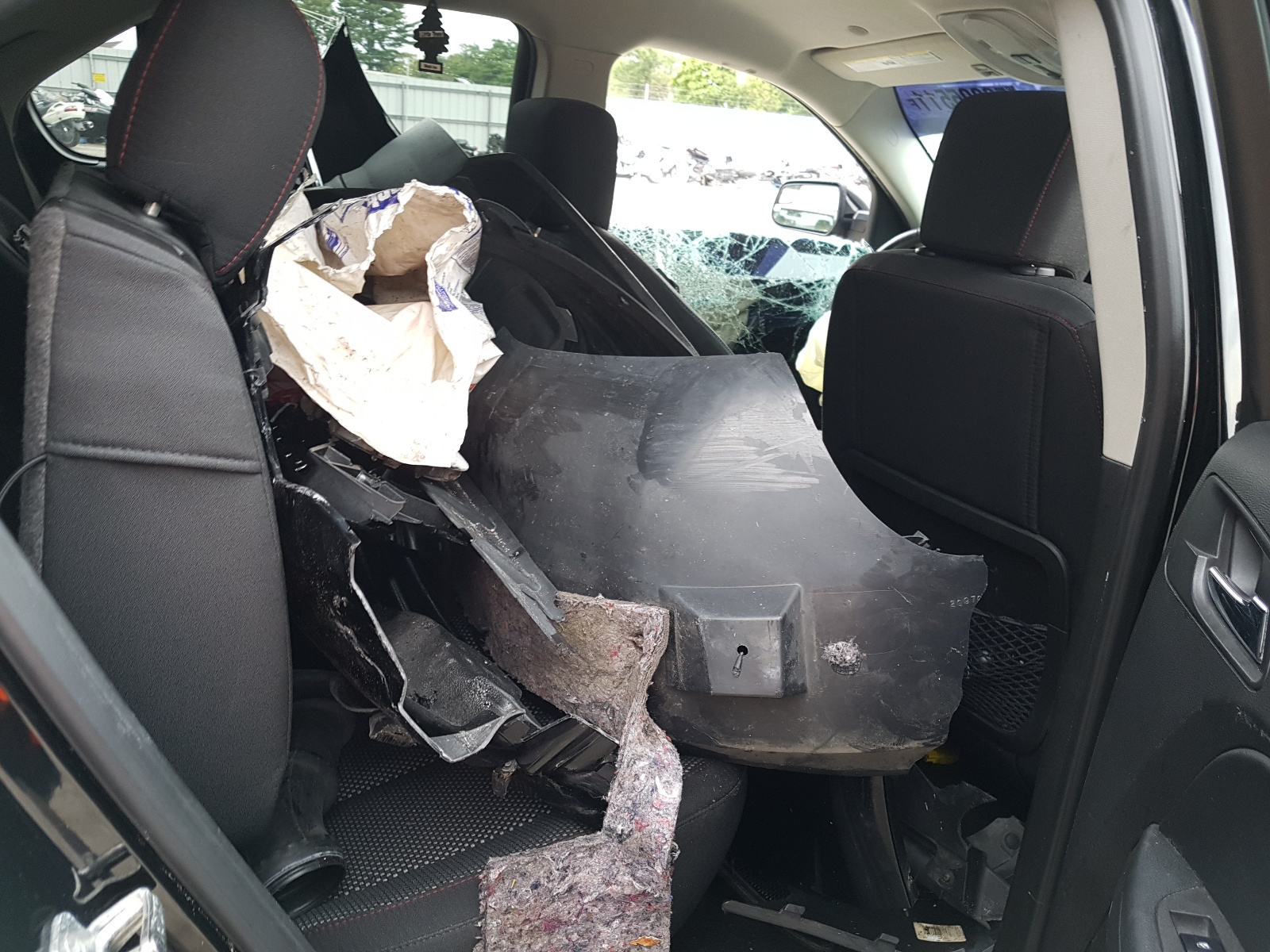 Photo 6 from auction – 2012 CHEVROLET EQUINOX LT with VIN 2GNALDEK7C6211390