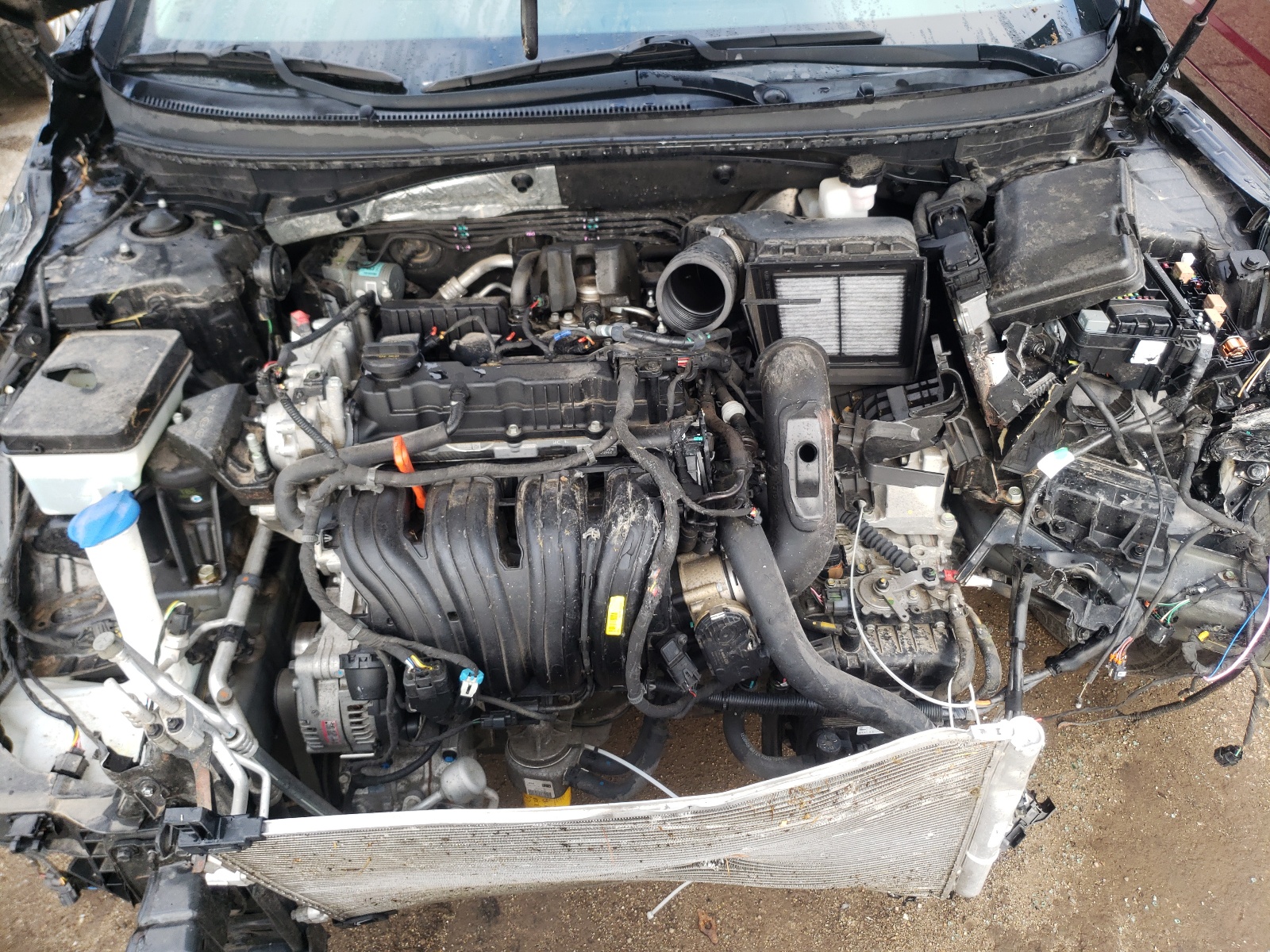 Photo 7 from auction – 2015 HYUNDAI SONATA SE with VIN 5NPE24AF1FH005178
