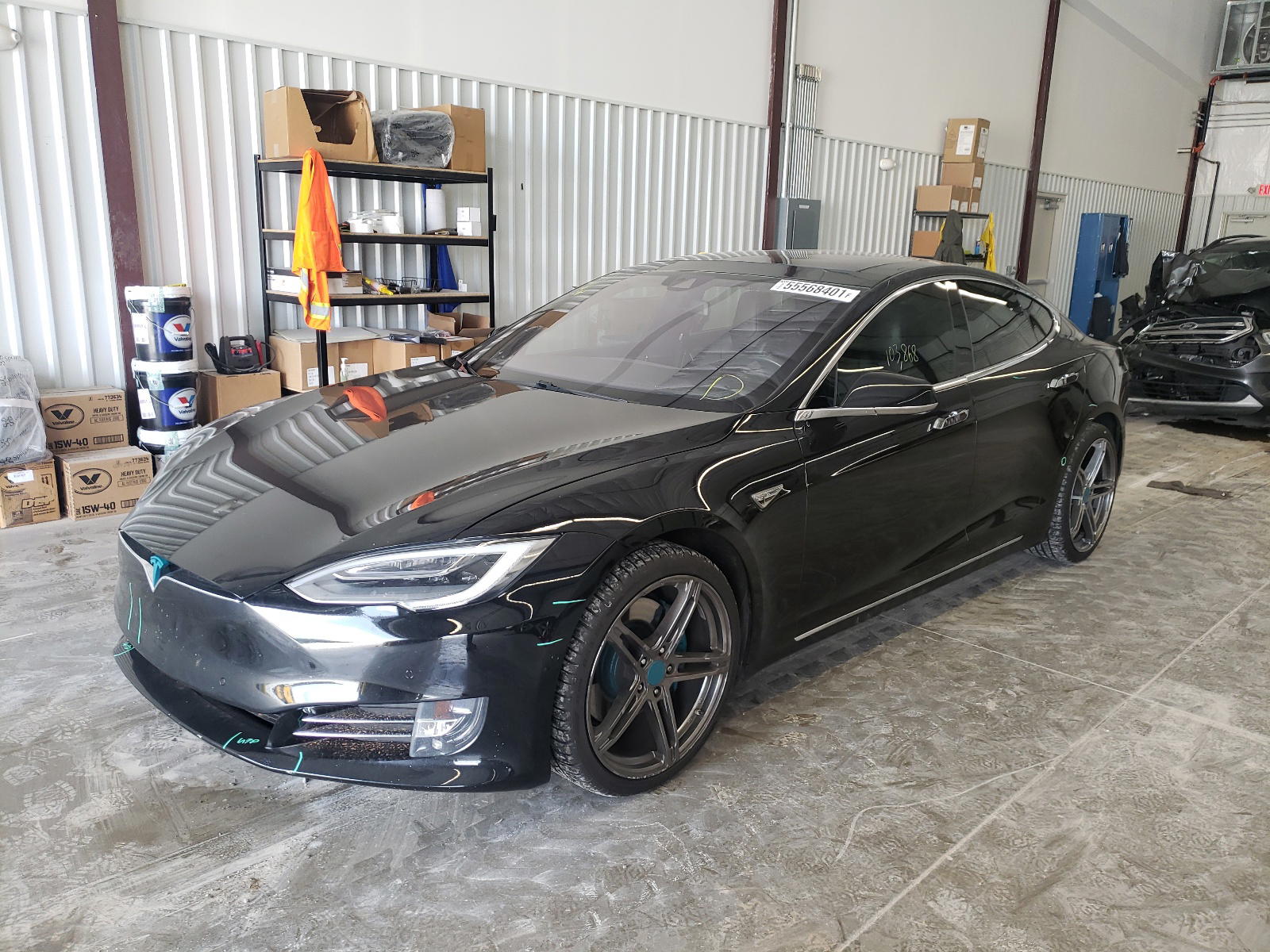 Photo 2 from auction – 2016 TESLA MODEL S with VIN 5YJSA1E21GF142763