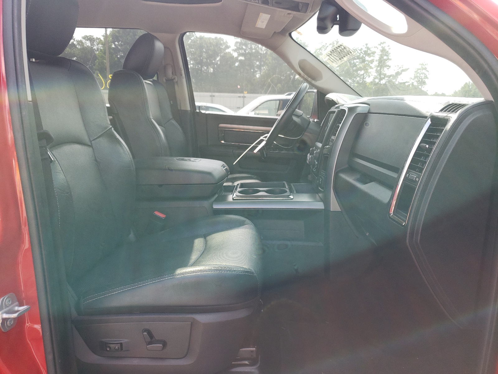 Photo 5 from auction – 2015 RAM 1500 SPORT with VIN 1C6RR6MT9FS649613