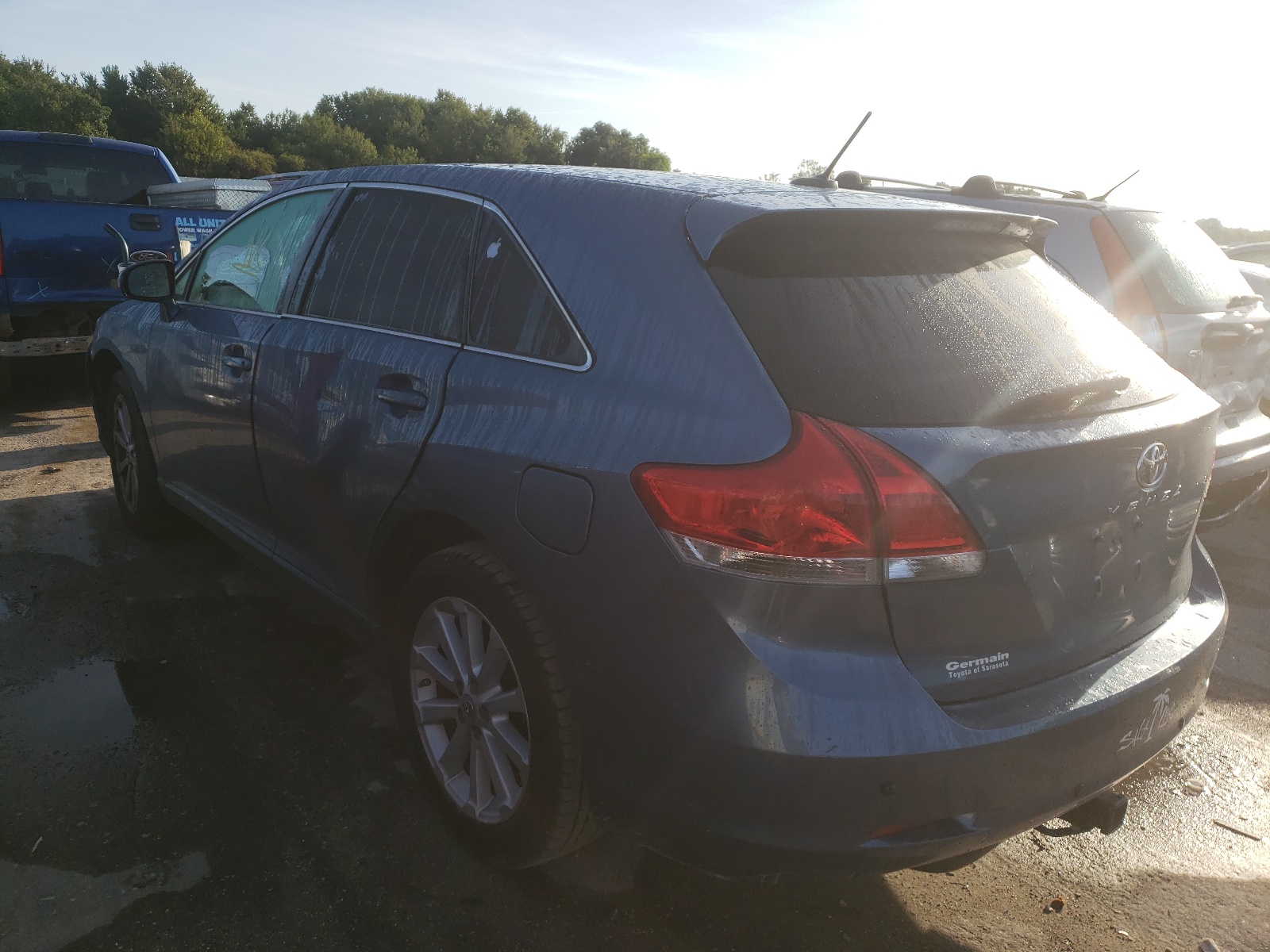 Photo 3 from auction – 2009 TOYOTA VENZA with VIN 4T3ZE11A69U004892