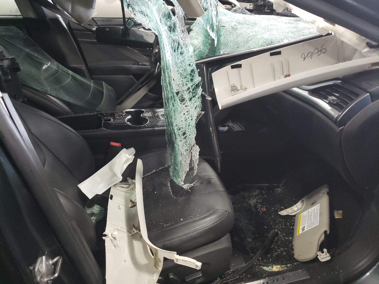 Photo 5 from auction – 2015 FORD FUSION TIT with VIN 3FA6P0D93FR284978