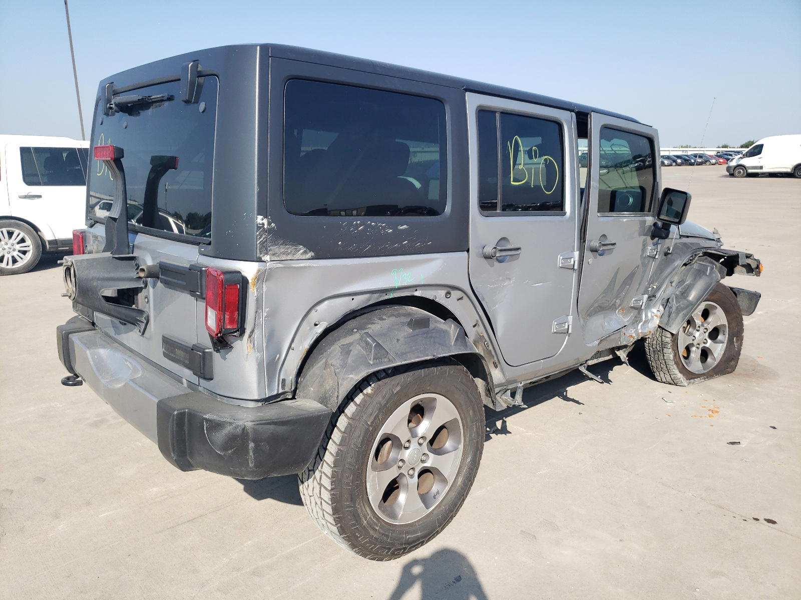 Photo 4 from auction – 2016 JEEP WRANGLER U with VIN 1C4BJWEG3GL122990