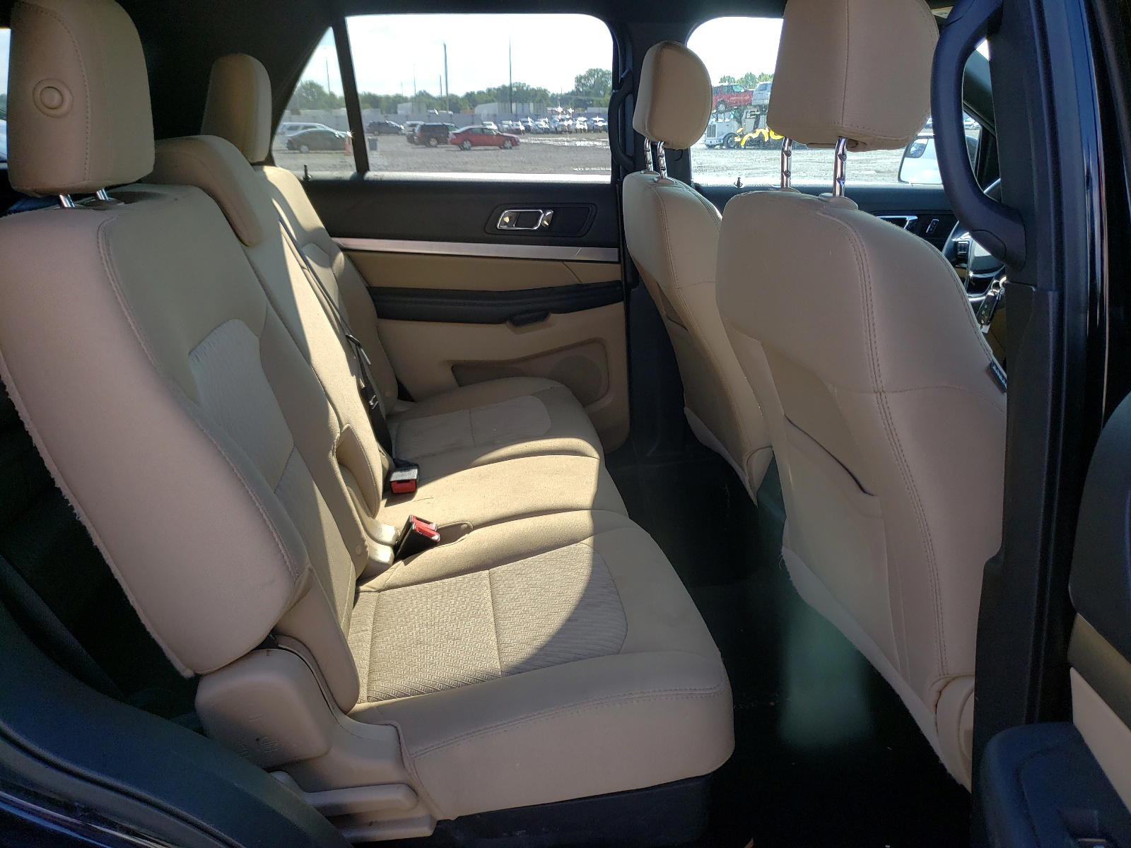Photo 6 from auction – 2017 FORD EXPLORER with VIN 1FM5K7BH0HGC58240