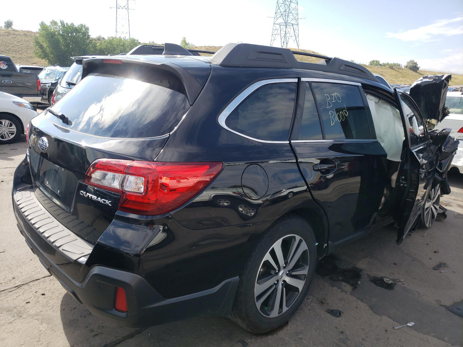 Photo 4 from auction – 2018 SUBARU OUTBACK 2. with VIN 4S4BSANC2J3245468