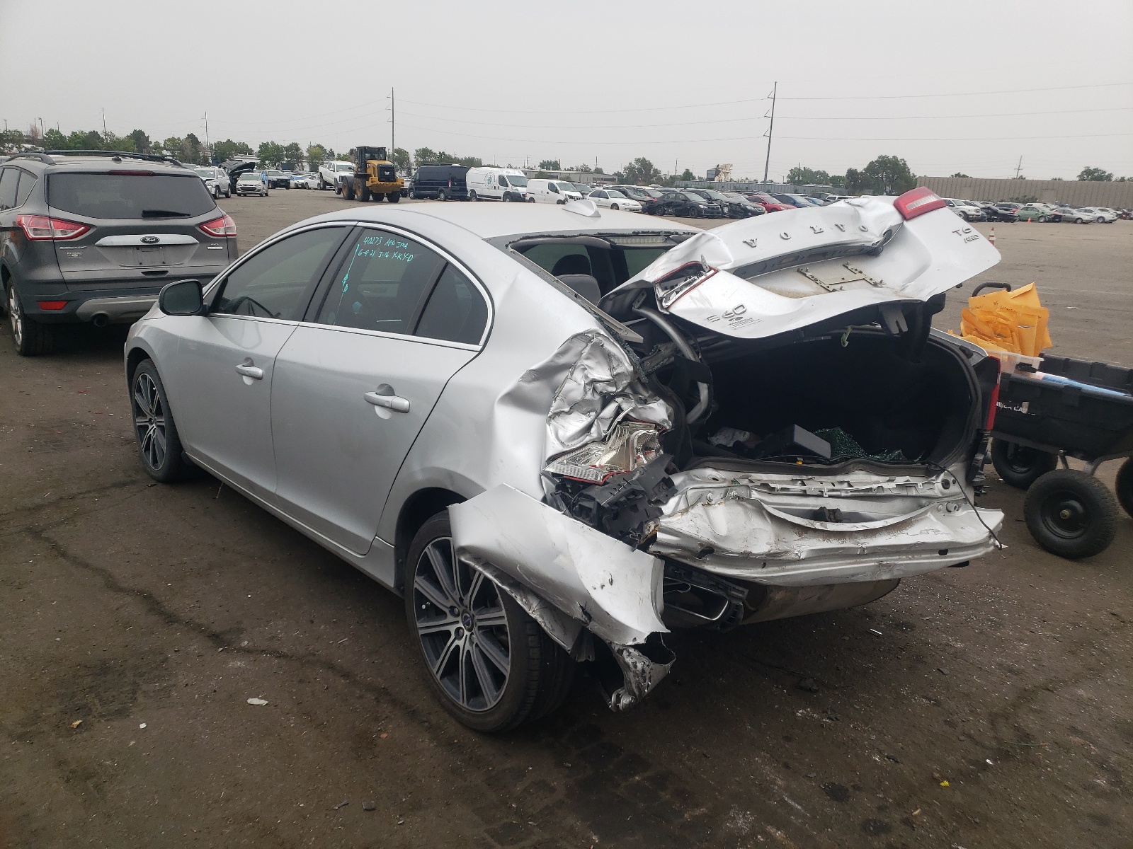 Photo 3 from auction – 2014 VOLVO S60 T6 with VIN YV1902FH7E2284040