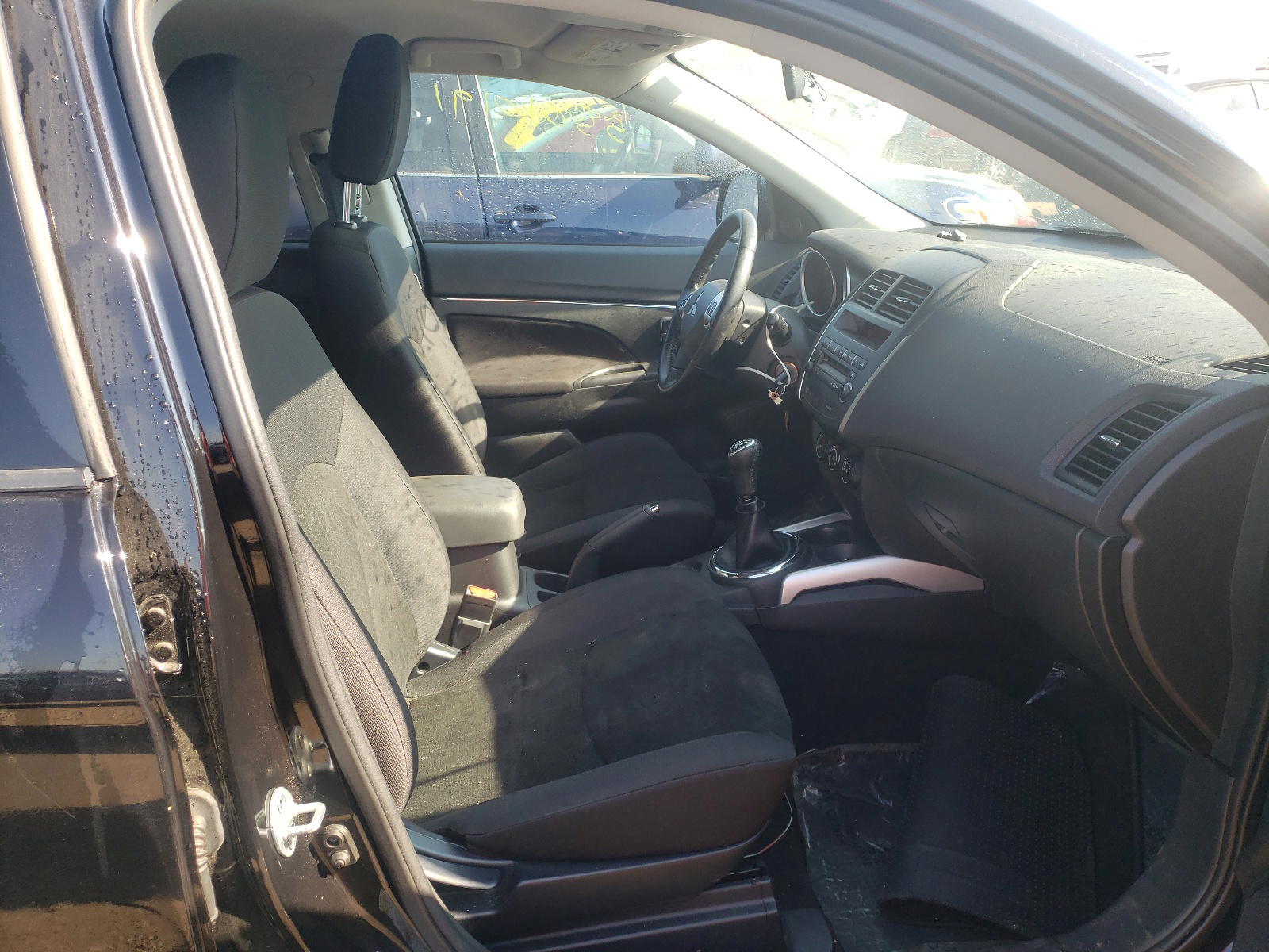 Photo 5 from auction – 2013 MITSUBISHI OUTLANDER with VIN 4A4AP3AU2DE004734