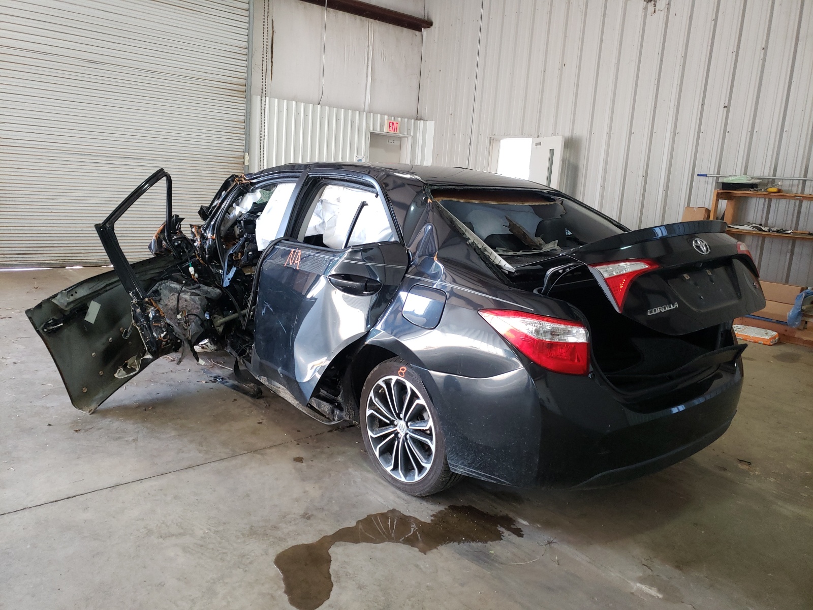 Photo 3 from auction – 2014 TOYOTA COROLLA L with VIN 5YFBURHE1EP019980