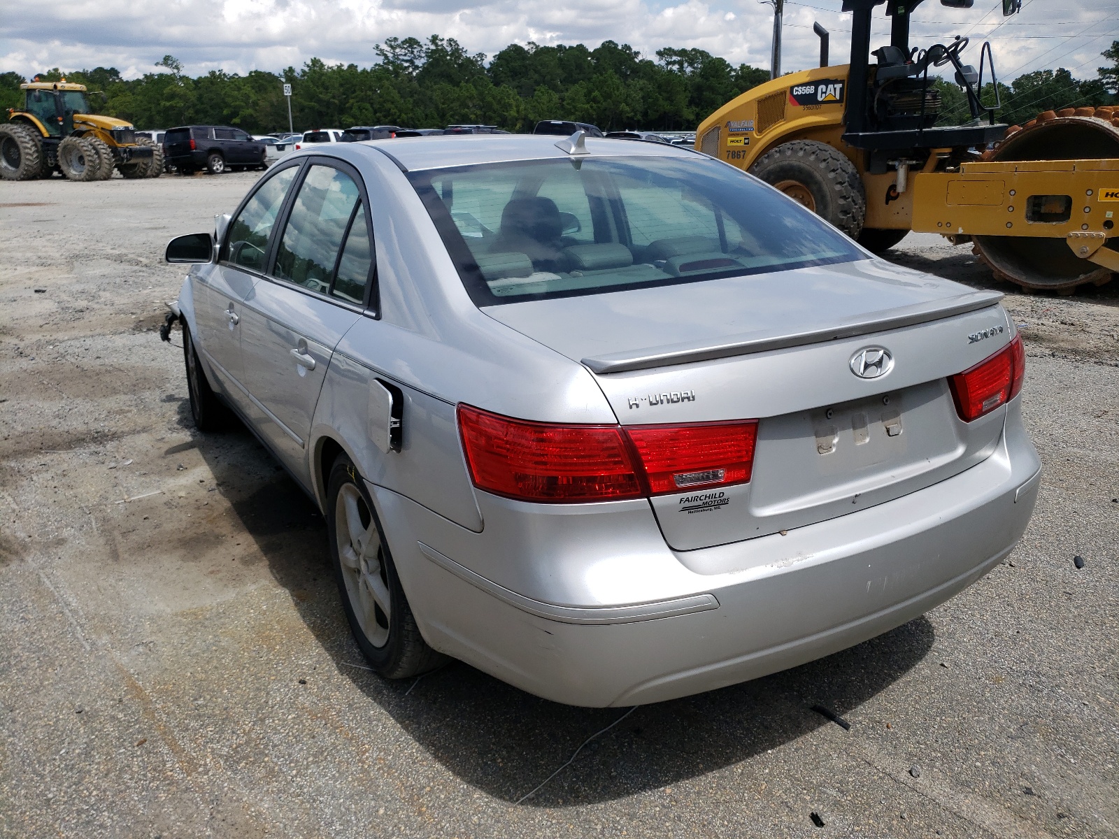 Photo 3 from auction – 2009 HYUNDAI SONATA SE with VIN 5NPEU46C39H501905