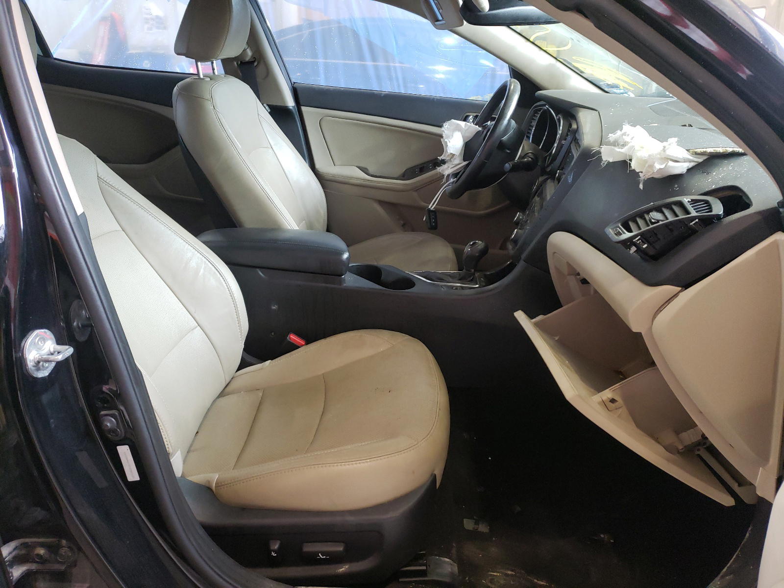 Photo 5 from auction – 2012 KIA OPTIMA EX with VIN 5XXGN4A74CG089190