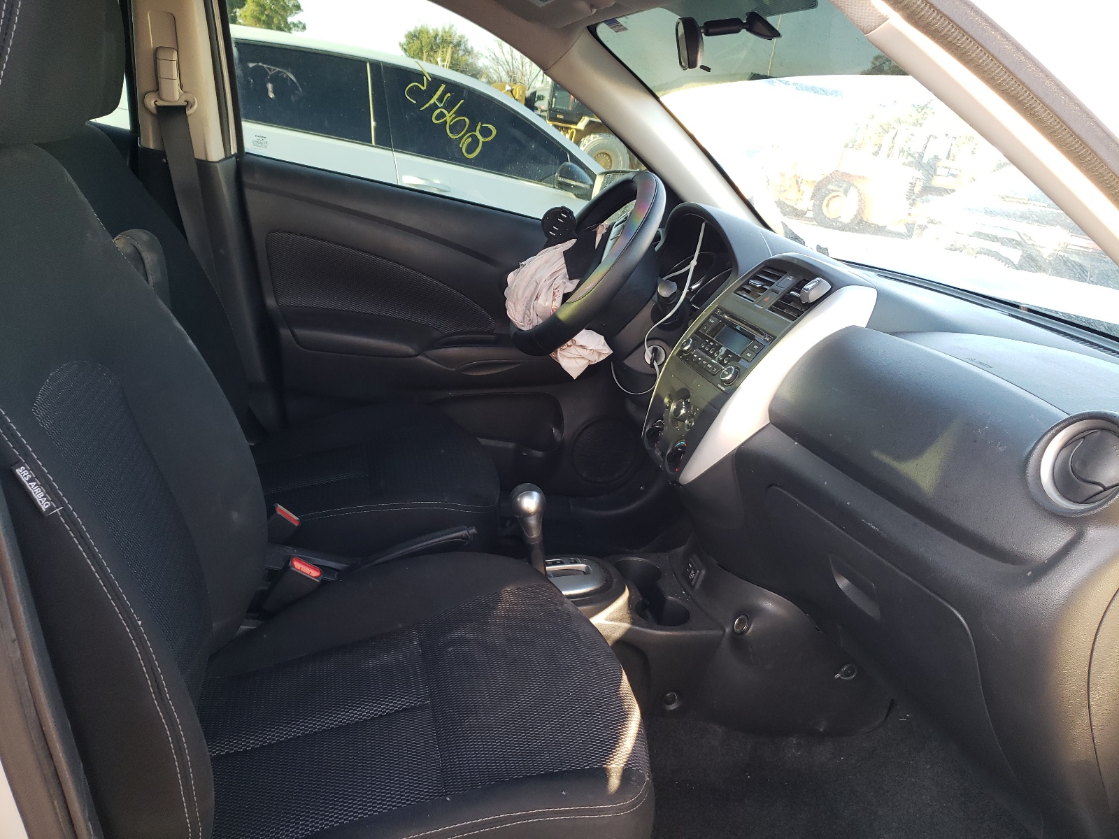 Photo 5 from auction – 2018 NISSAN VERSA S with VIN 3N1CN7AP9JK393254