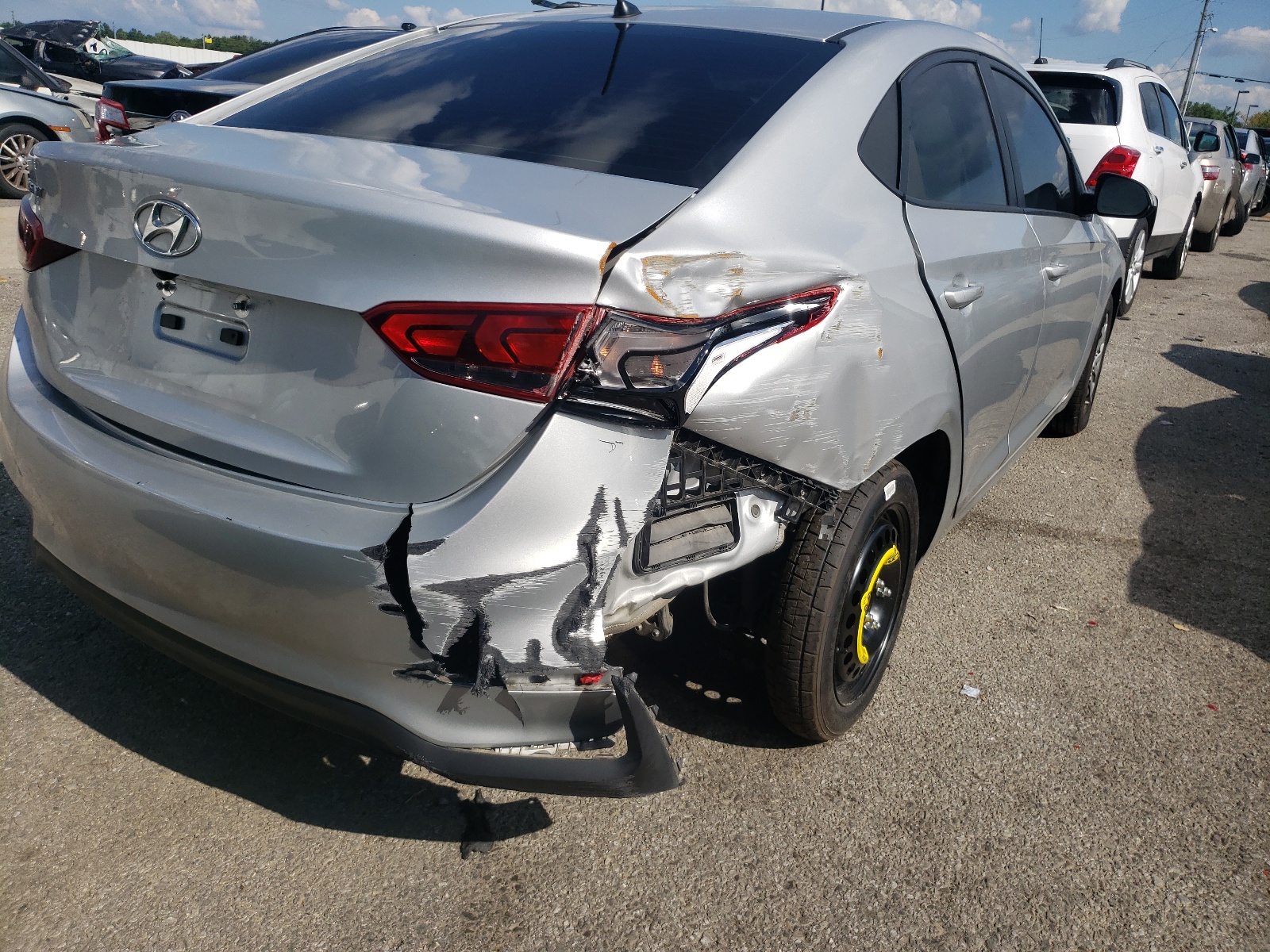 Photo 4 from auction – 2019 HYUNDAI ACCENT SE with VIN 3KPC24A39KE059906