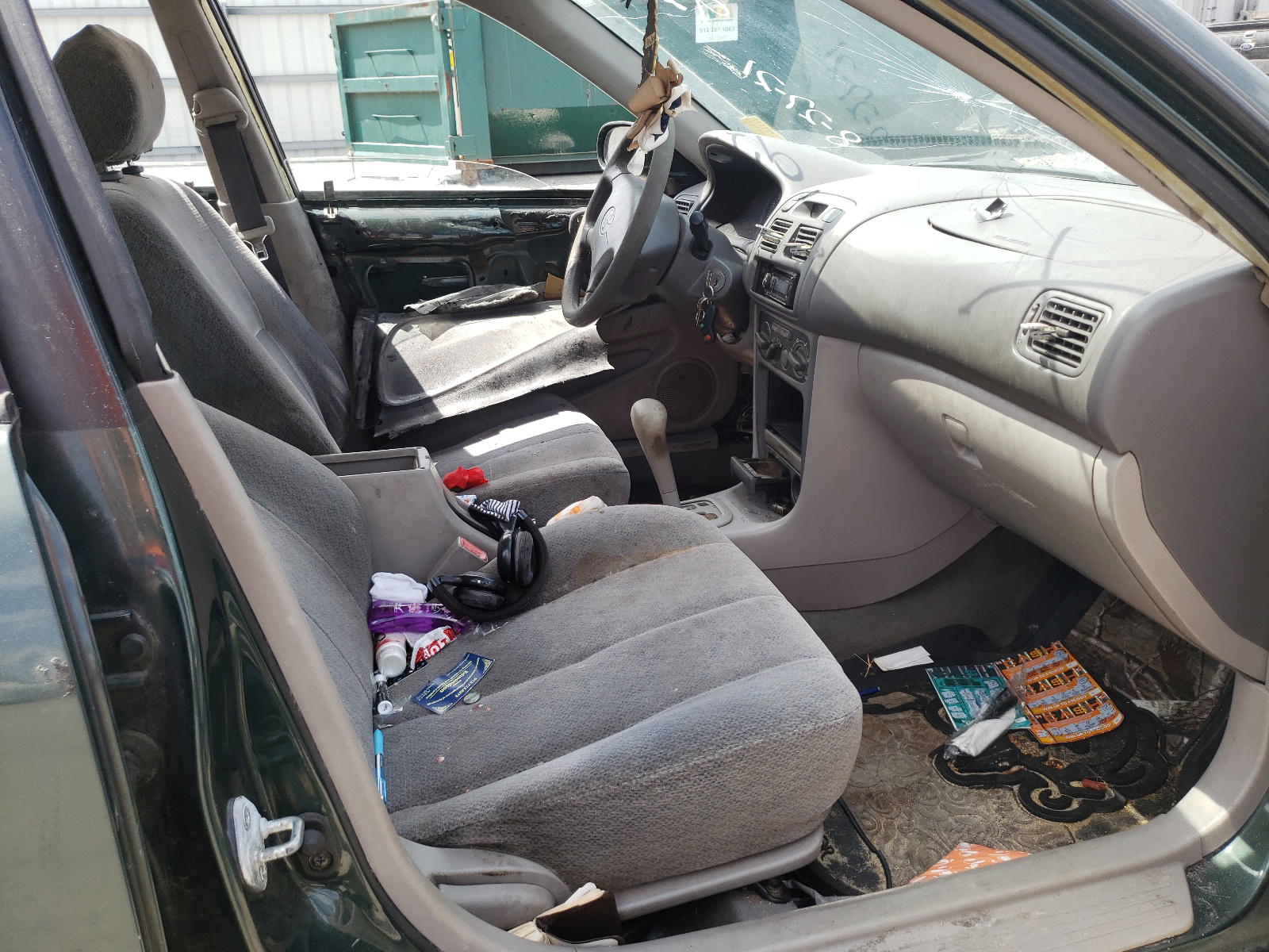 Photo 5 from auction – 2001 TOYOTA COROLLA CE with VIN 1NXBR12E41Z489294
